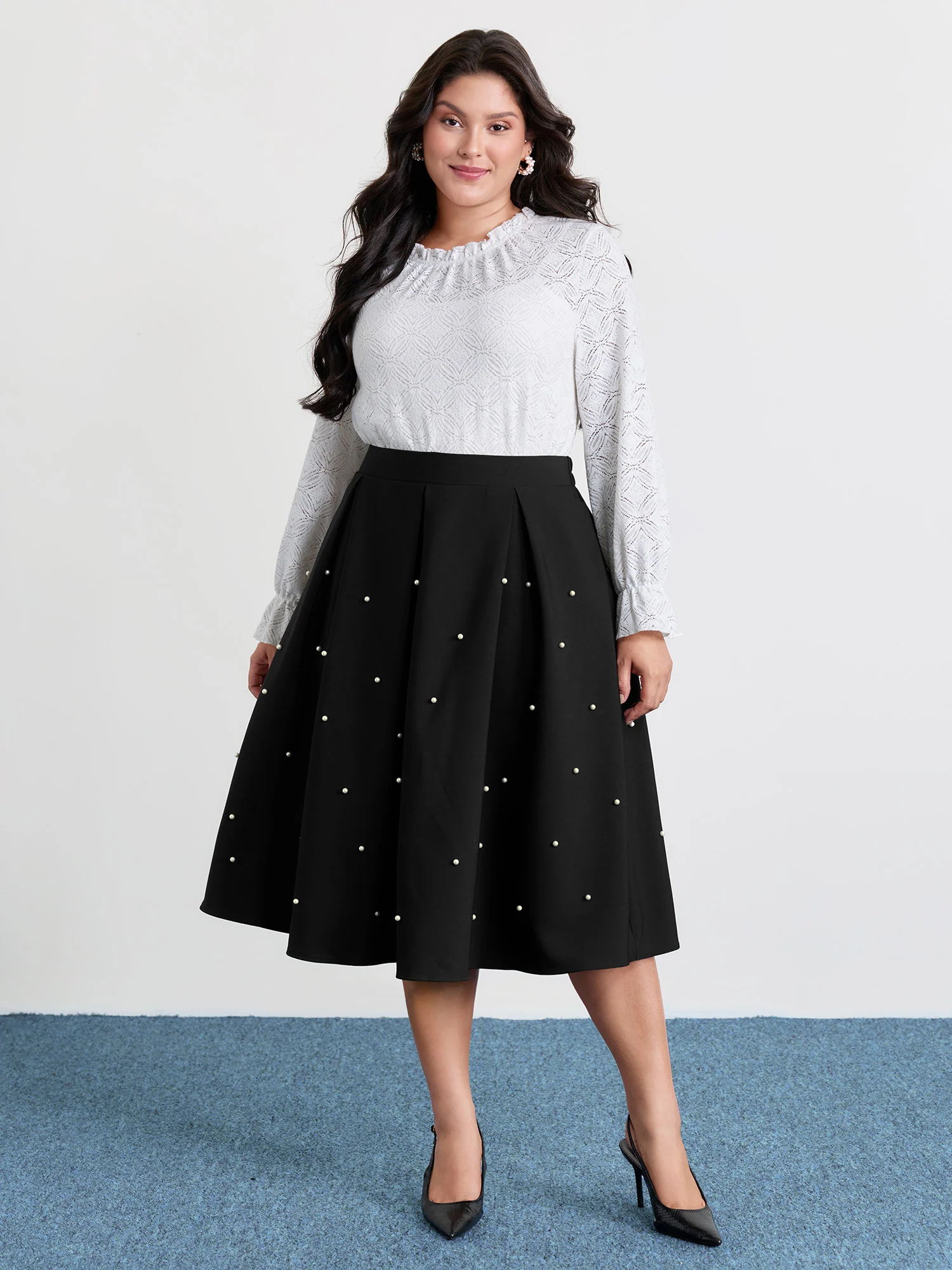 Beadwork Pleated Solid Midi Skirt - Image 2