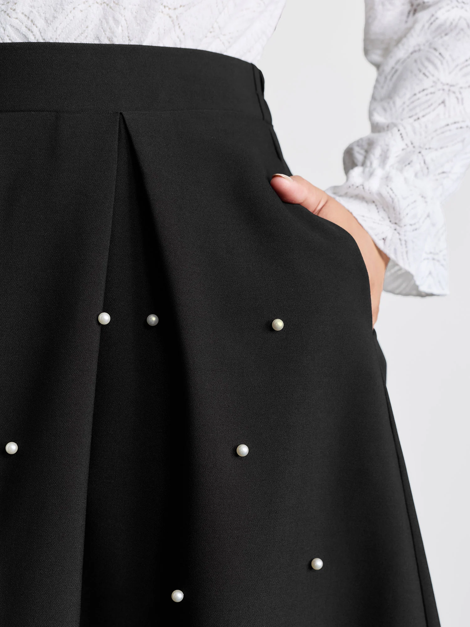 Beadwork Pleated Solid Midi Skirt - Image 3