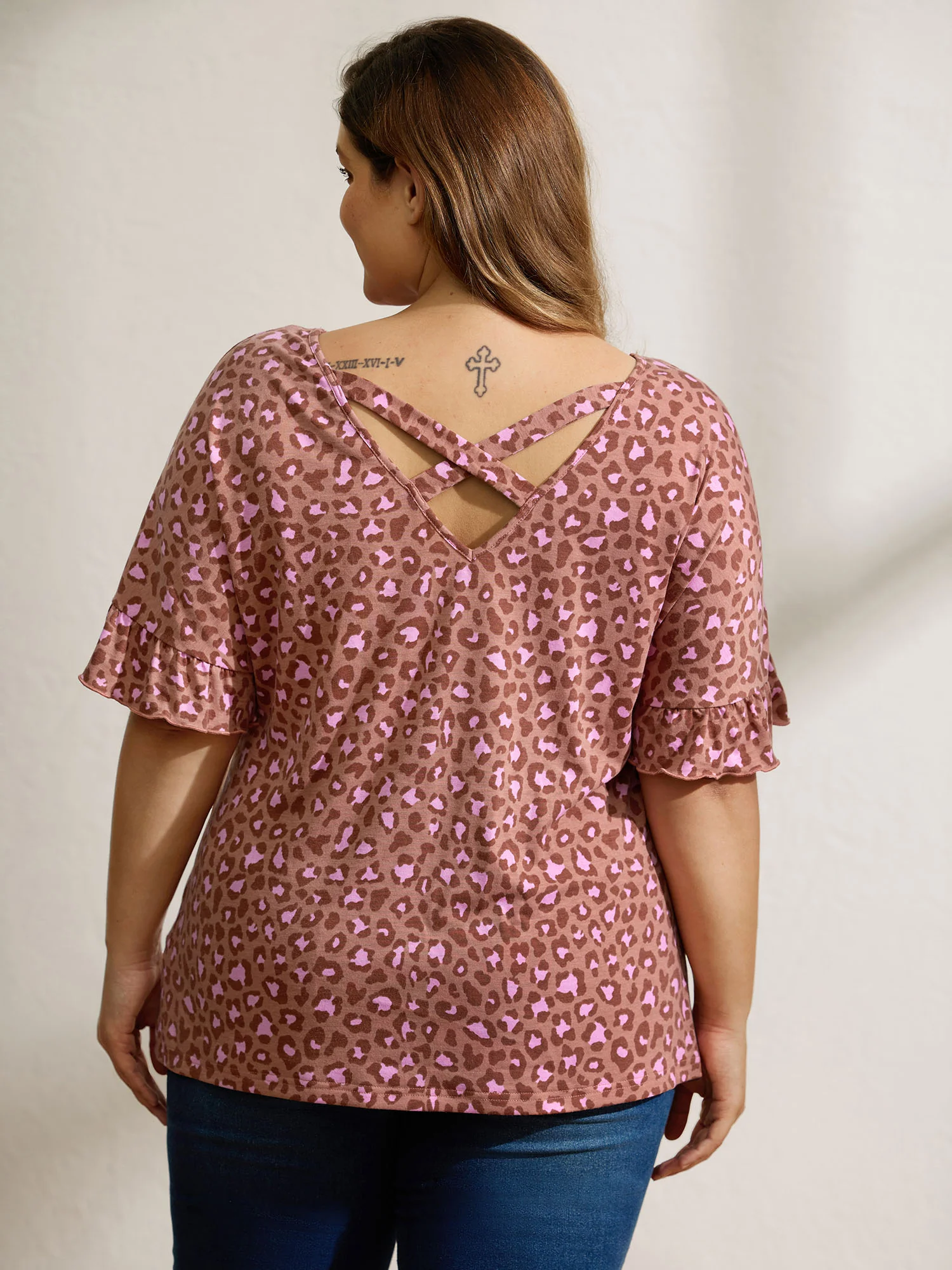 Blushing Leopard Print Cross-Strap Back T-Shirt - Image 5