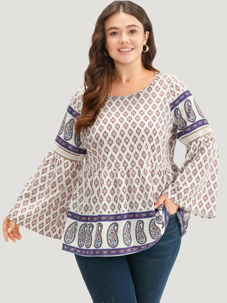 Boho Print Patchwork Lace Crew Neck Flutter Sleeve Blouse - Image 2