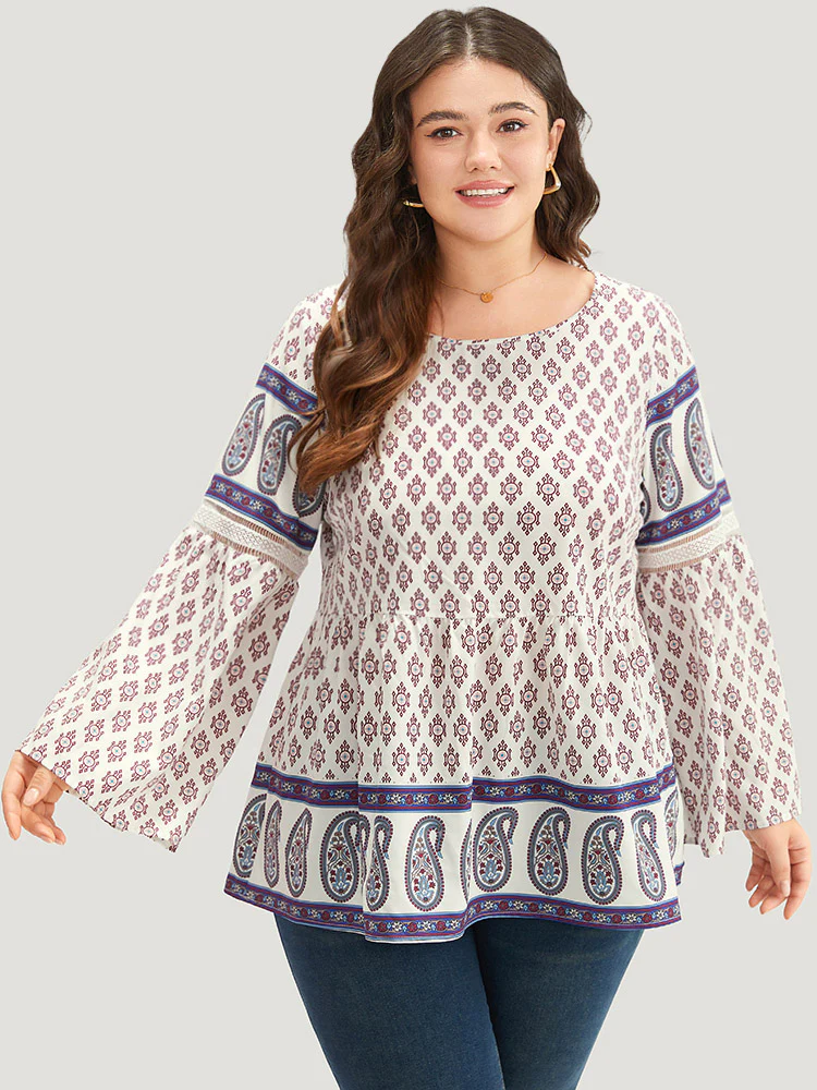 Boho Print Patchwork Lace Crew Neck Flutter Sleeve Blouse - Image 3