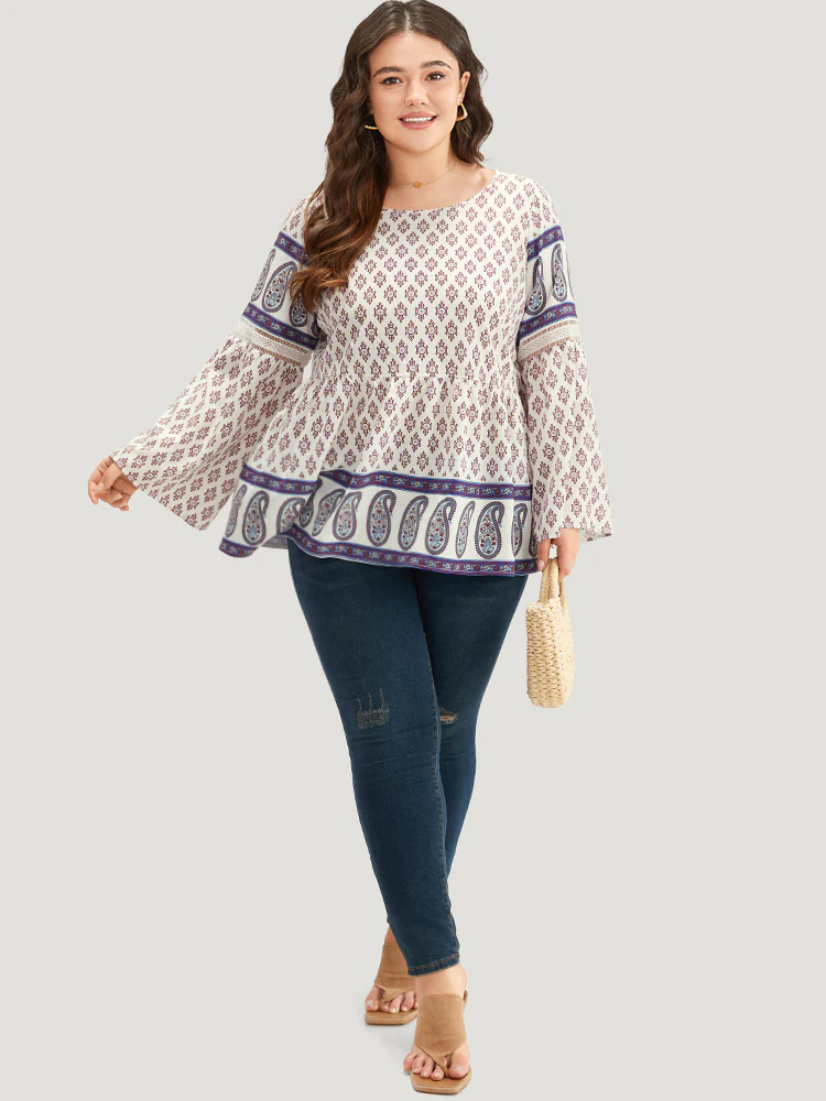 Boho Print Patchwork Lace Crew Neck Flutter Sleeve Blouse - Image 4