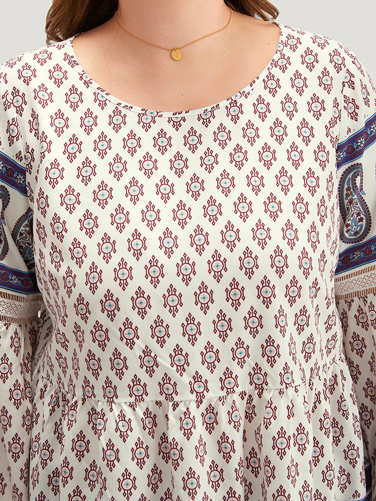Boho Print Patchwork Lace Crew Neck Flutter Sleeve Blouse - Image 7