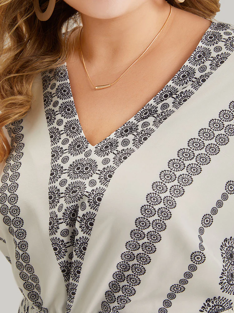 Boho Print V Neck Dolman Sleeve Drawstring Dress - Image 5