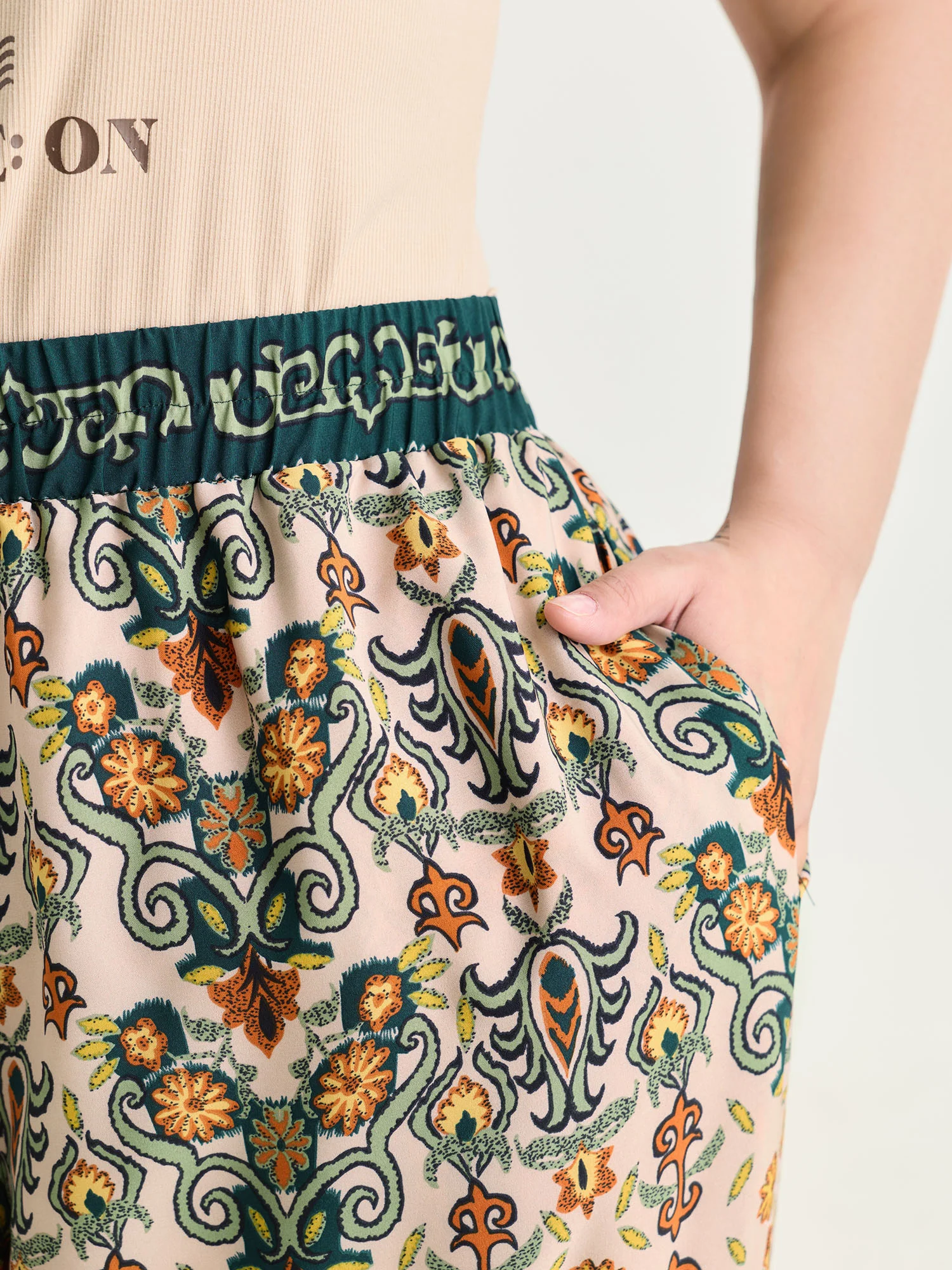 Boho Geometric Print Jogger Pants - Image 3