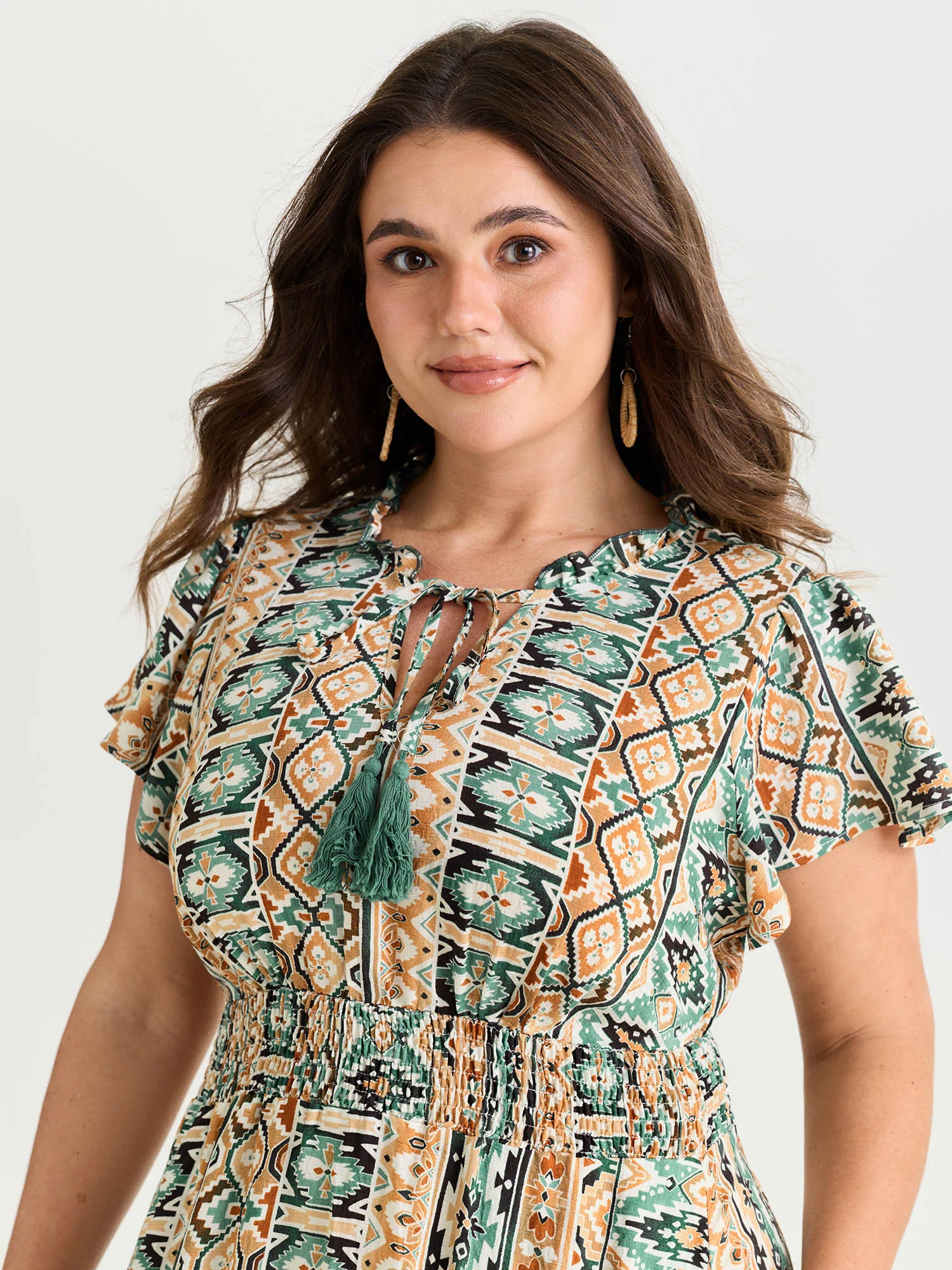Boho Geometric Print Ruffled Neckline Maxi Dress - Image 2