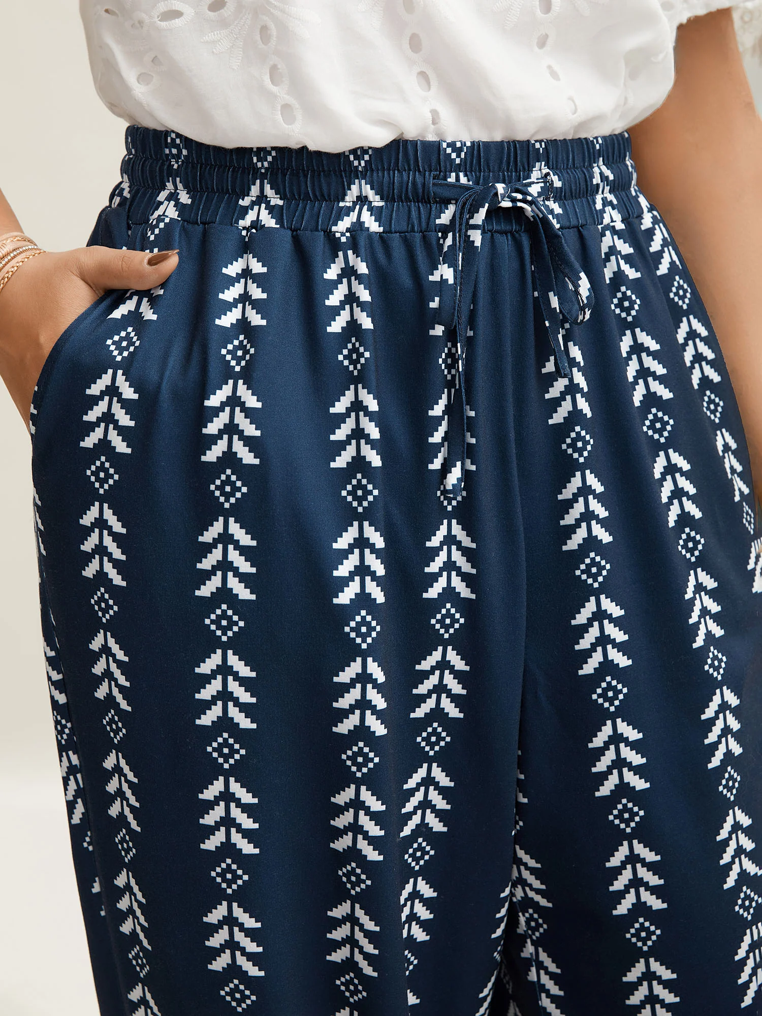 Boho Geometric Print Stretchy Waist Pants - Image 2