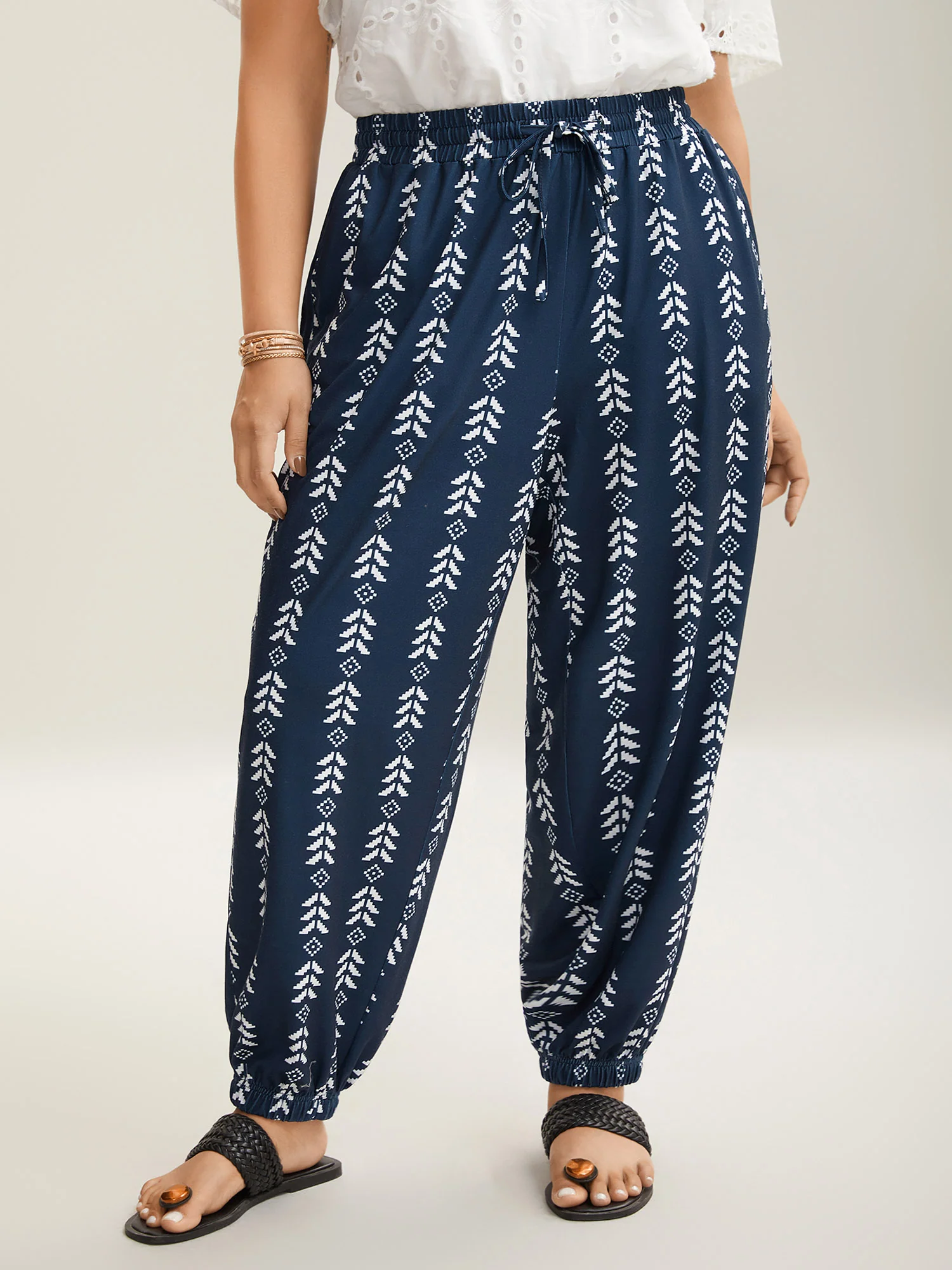 Boho Geometric Print Stretchy Waist Pants - Image 3