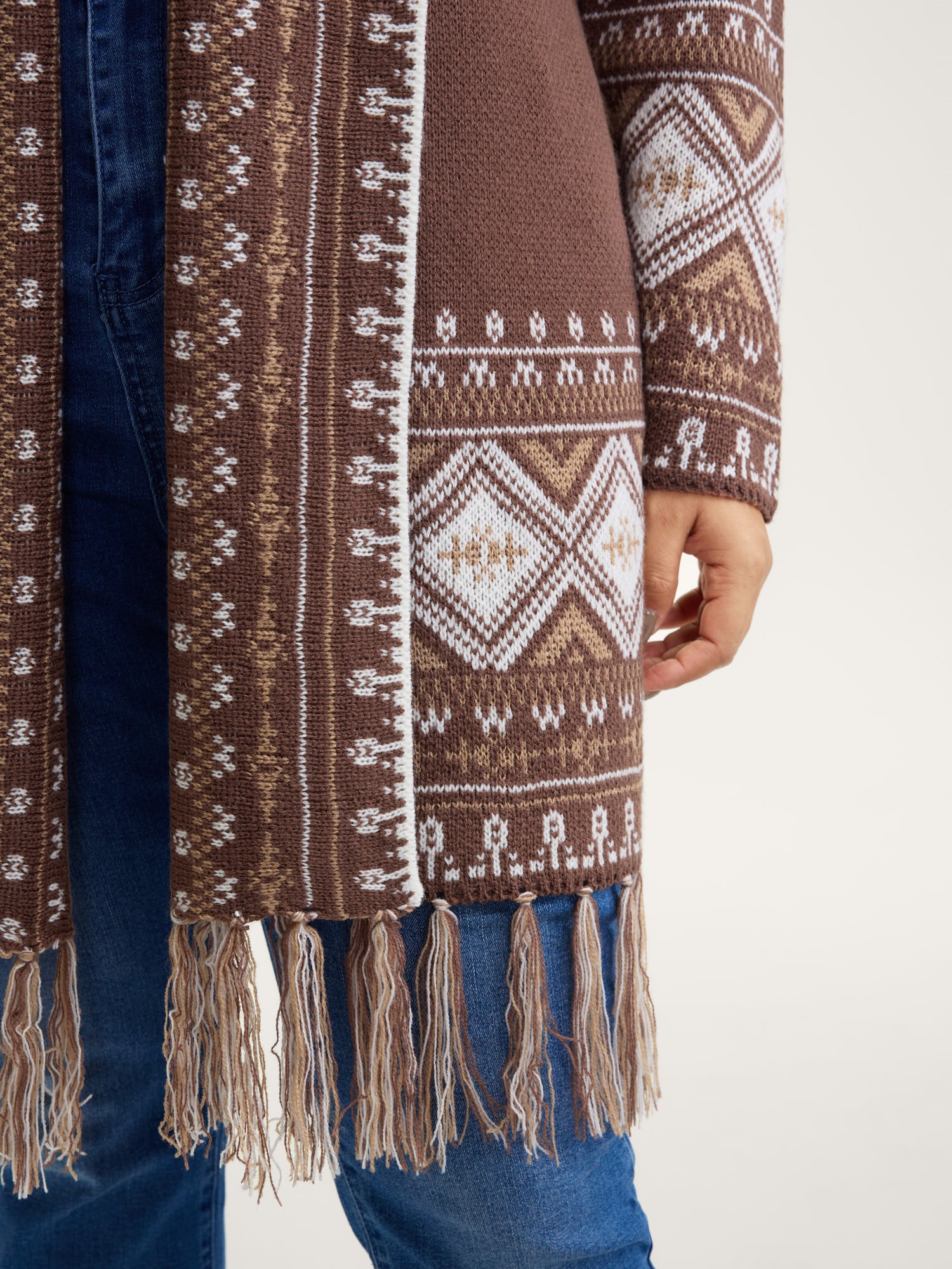Boho Jacquard Folded Collar Tassels Cardigan - Image 4