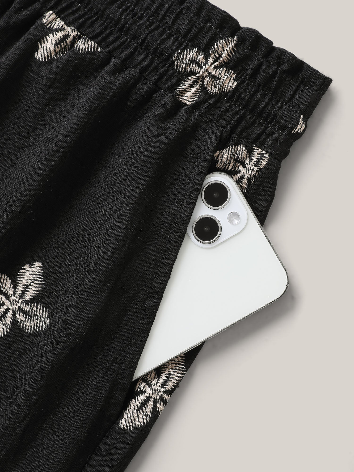 Boho Print Color Contrast Wide-Leg Pants - Image 7