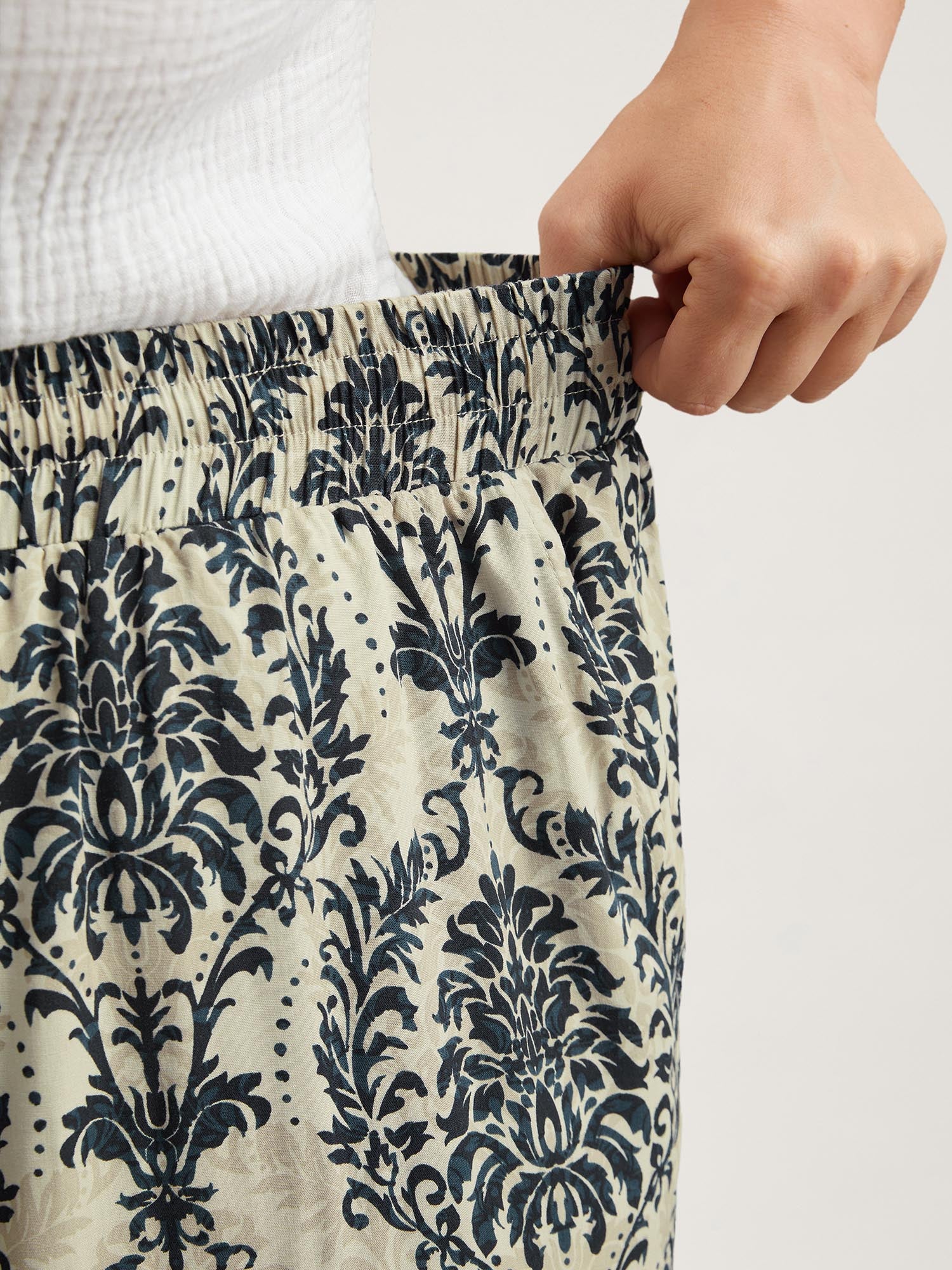 Damask Print Tassel Straight-Leg Pants - Image 16