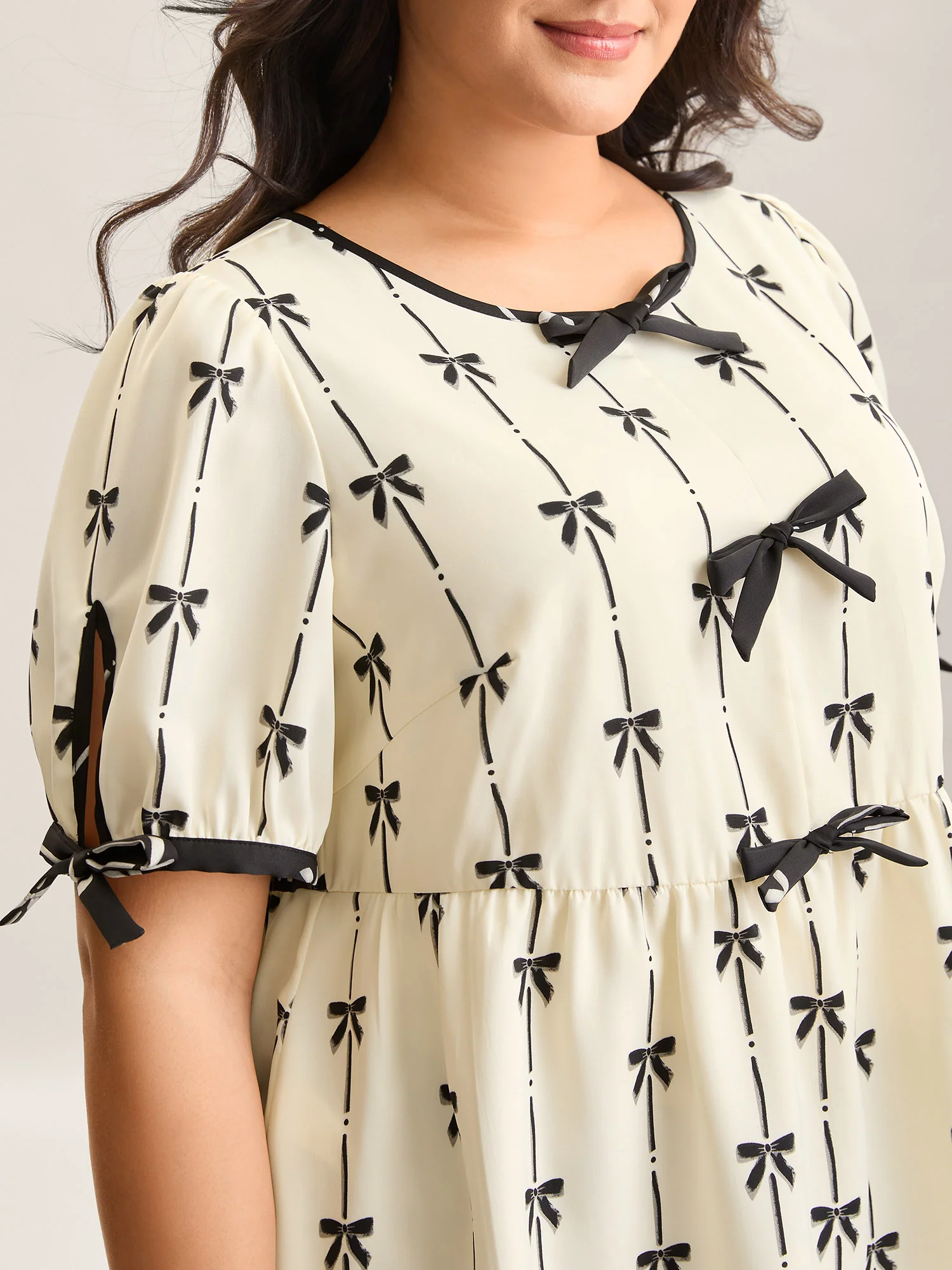 Bow Detail Printed Color Contrast Blouse - Image 2