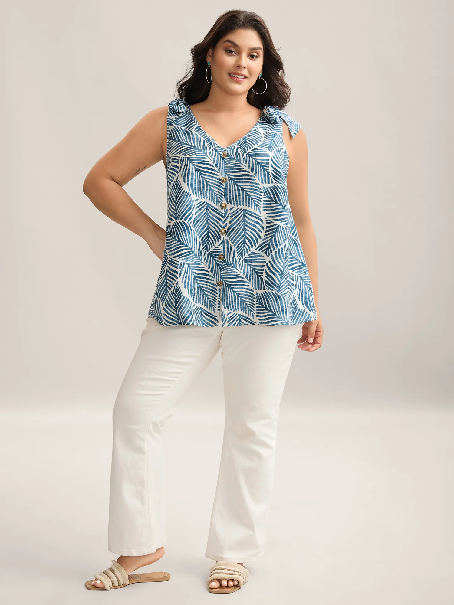 Bow Shoulder Leaf Print Button Tank Top - Image 3