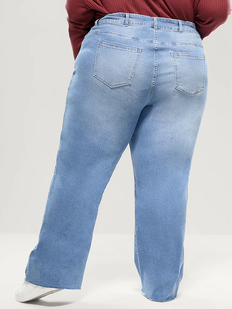 Boyfriend Wide Leg Slightly Stretchy High Rise Light Wash  Jeans - Image 12