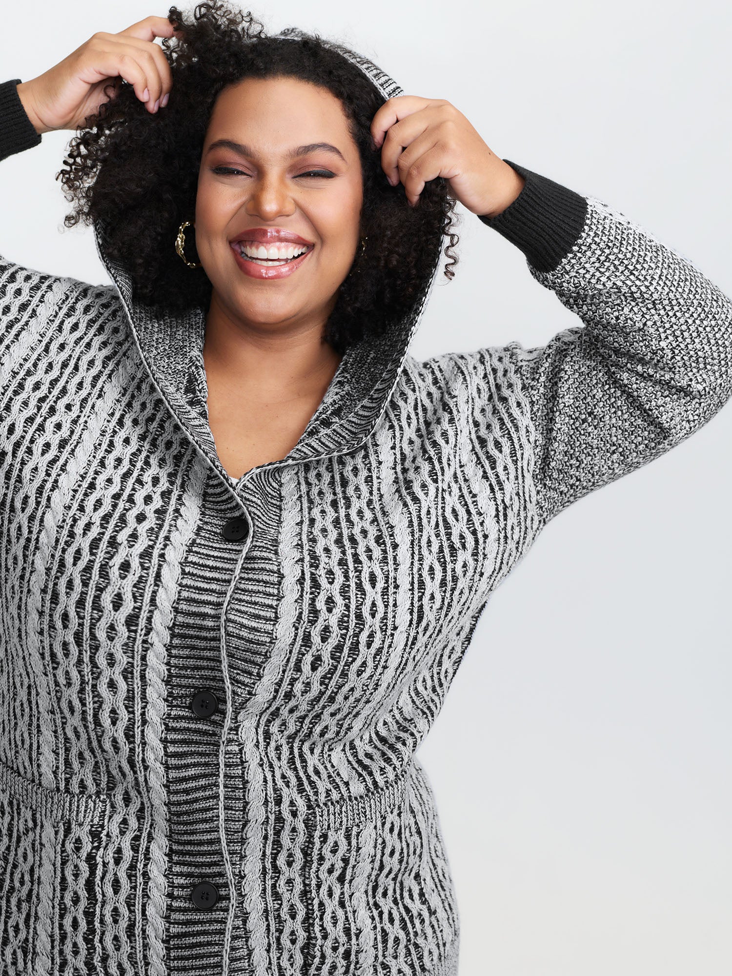 Braided Texture Button Stretchy Pockets Knit Cardigan - Image 2