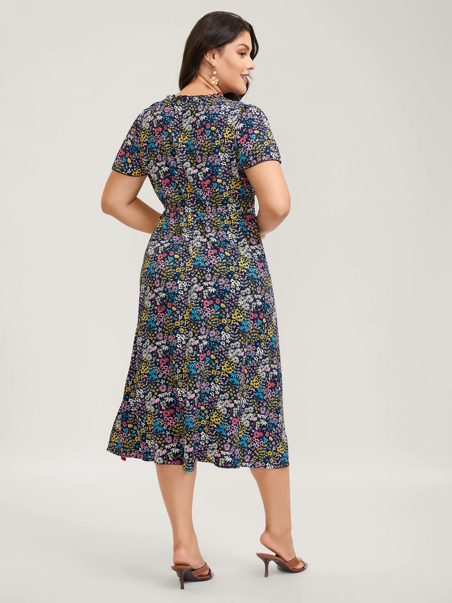 Branch Chrysanthemum Shirred Midi Dress - Image 5