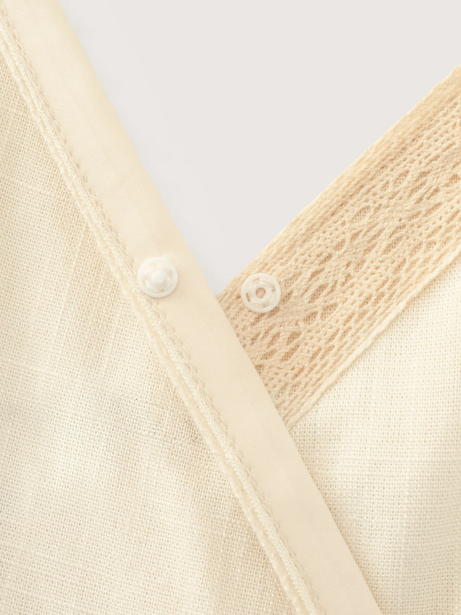 Breathable Contrast Waistline Tank Top - Image 6