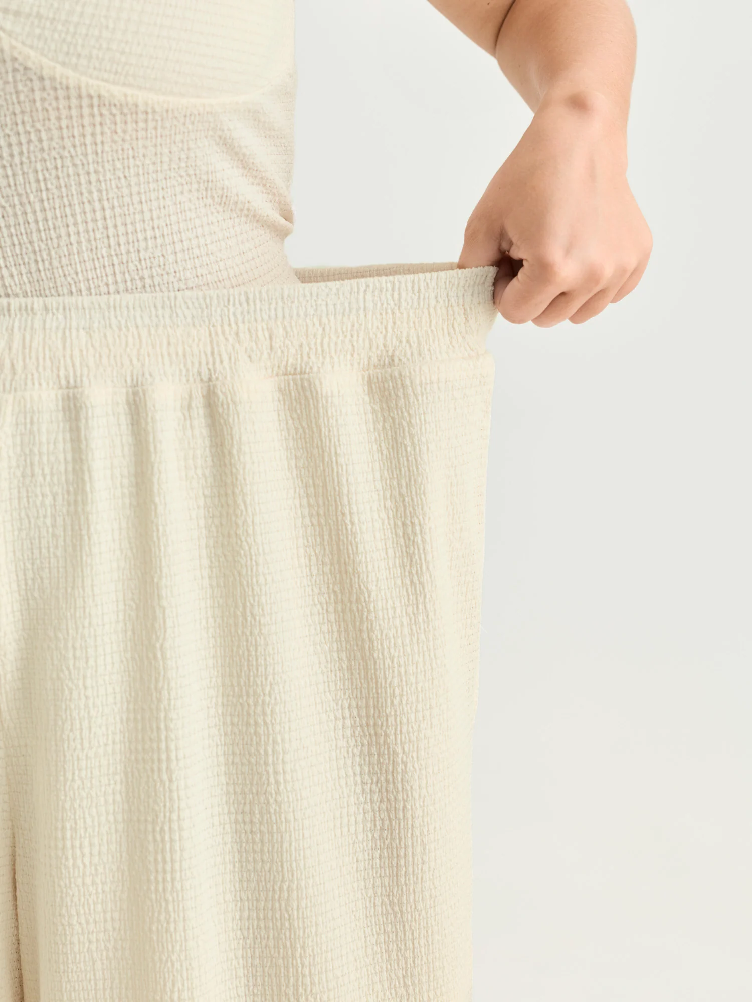 Breathable Textured Sheer Flowy Pants - Image 3
