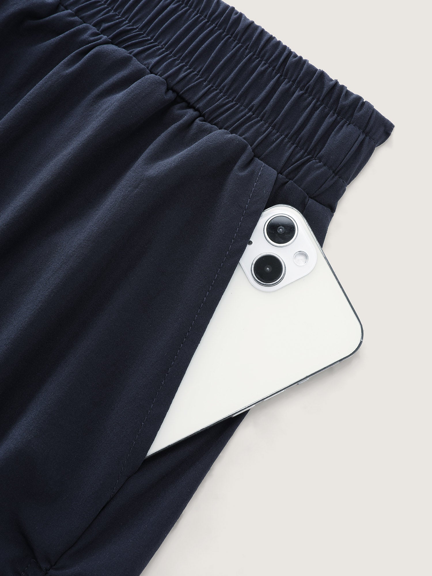 Breathable Wide Waistband Ruched Shorts - Image 7