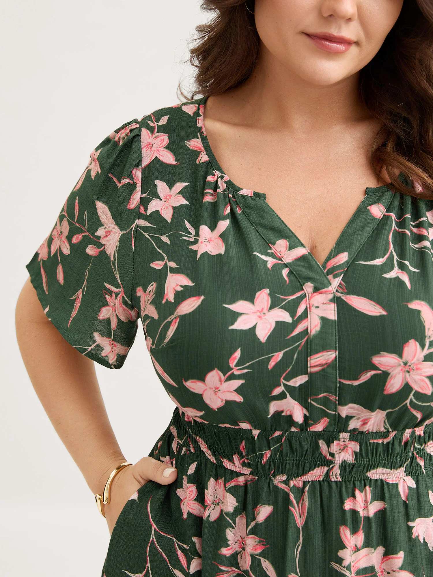 Breezy Floral Shirred Waist Midi Dress - Image 2