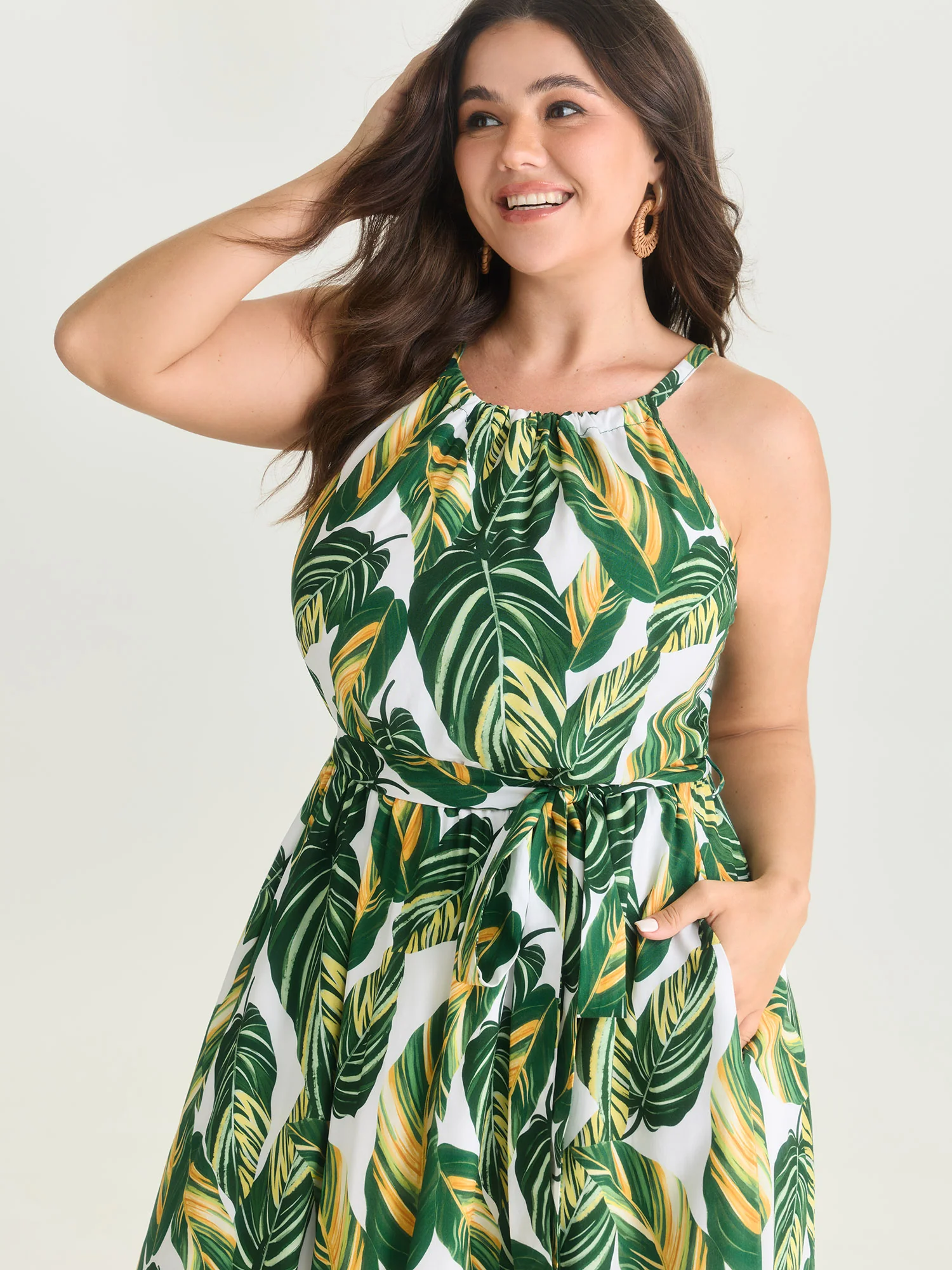 Breezy Tropical Print Halter Neckline Maxi Dress - Image 3