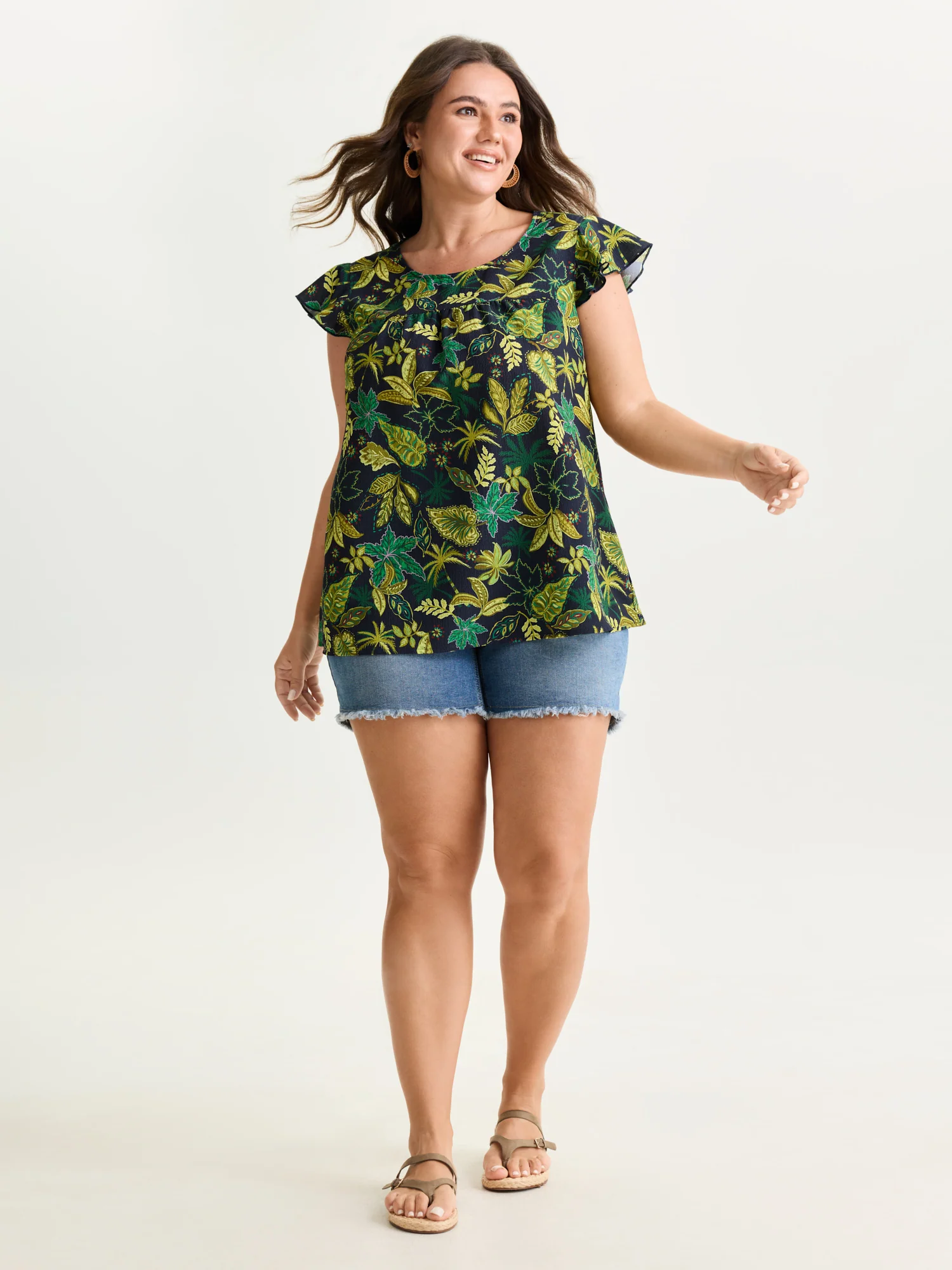Bright Floral Texture Open-Back Blouse - Image 11