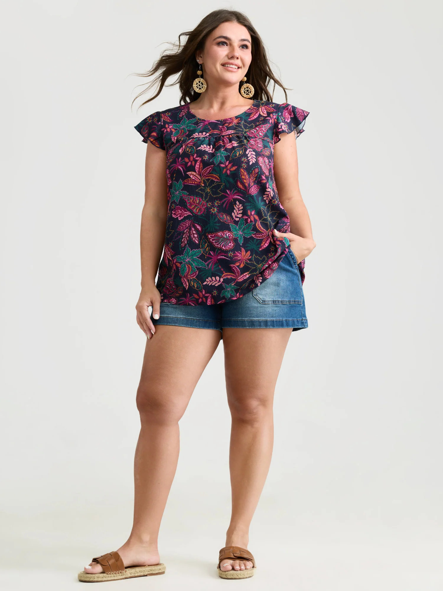 Bright Floral Texture Open-Back Blouse - Image 3