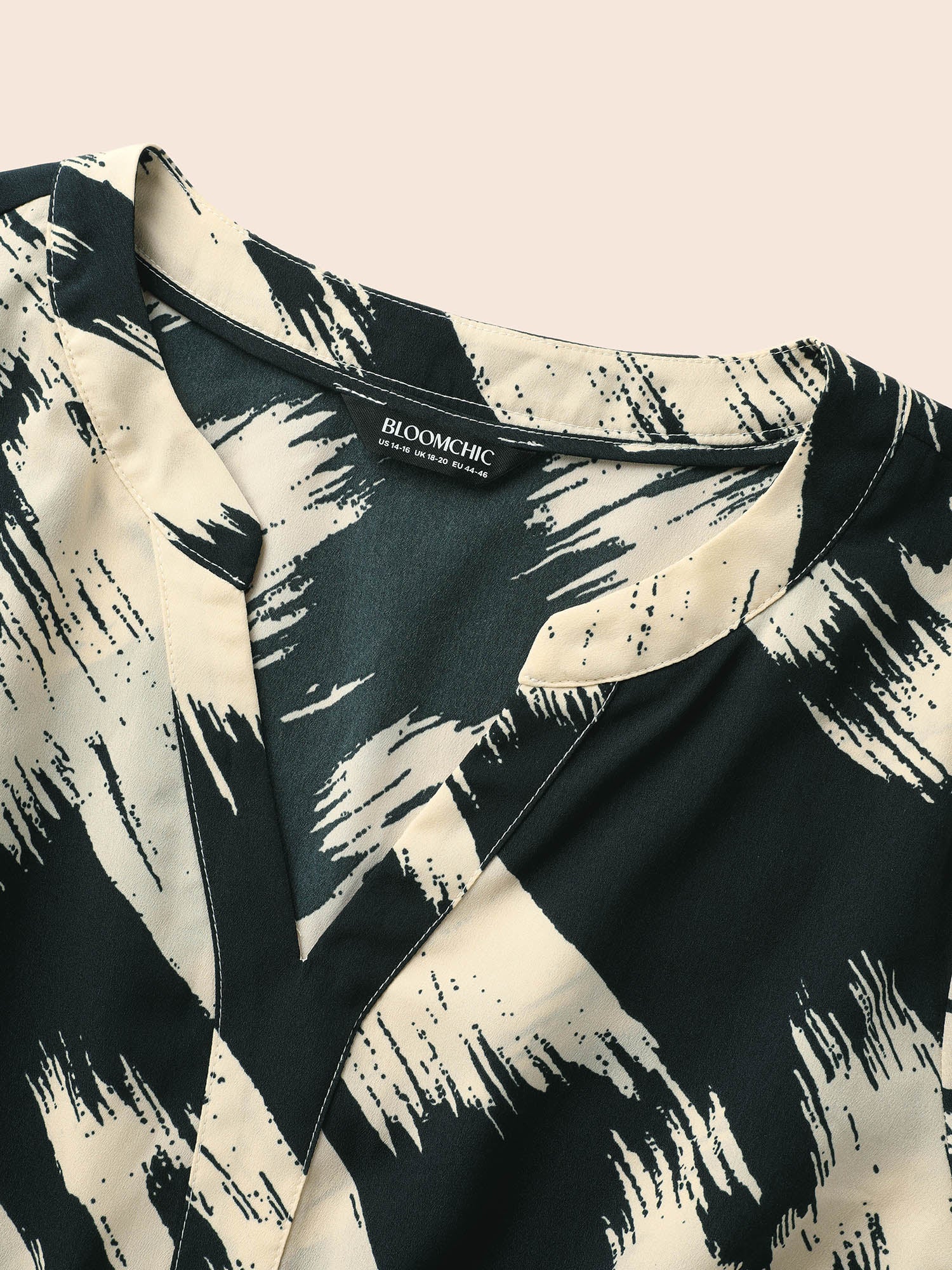 Brush Print Notched Collar Midi Dress - Image 5