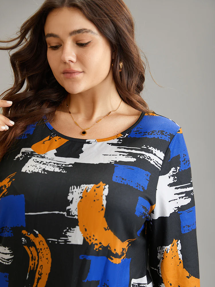 Brush Print Contrast Round Neck T-shirt - Image 4