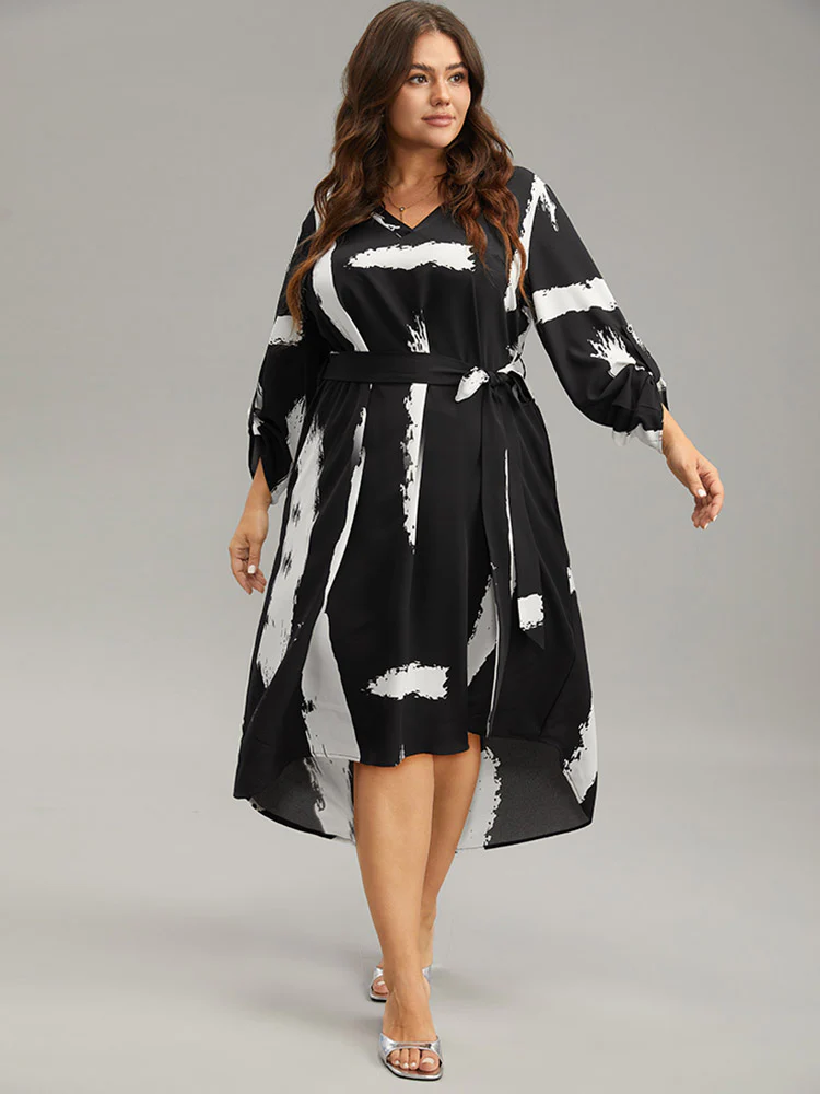 Brush Print V Neck Belted Tab Sleeve Dress - Image 2