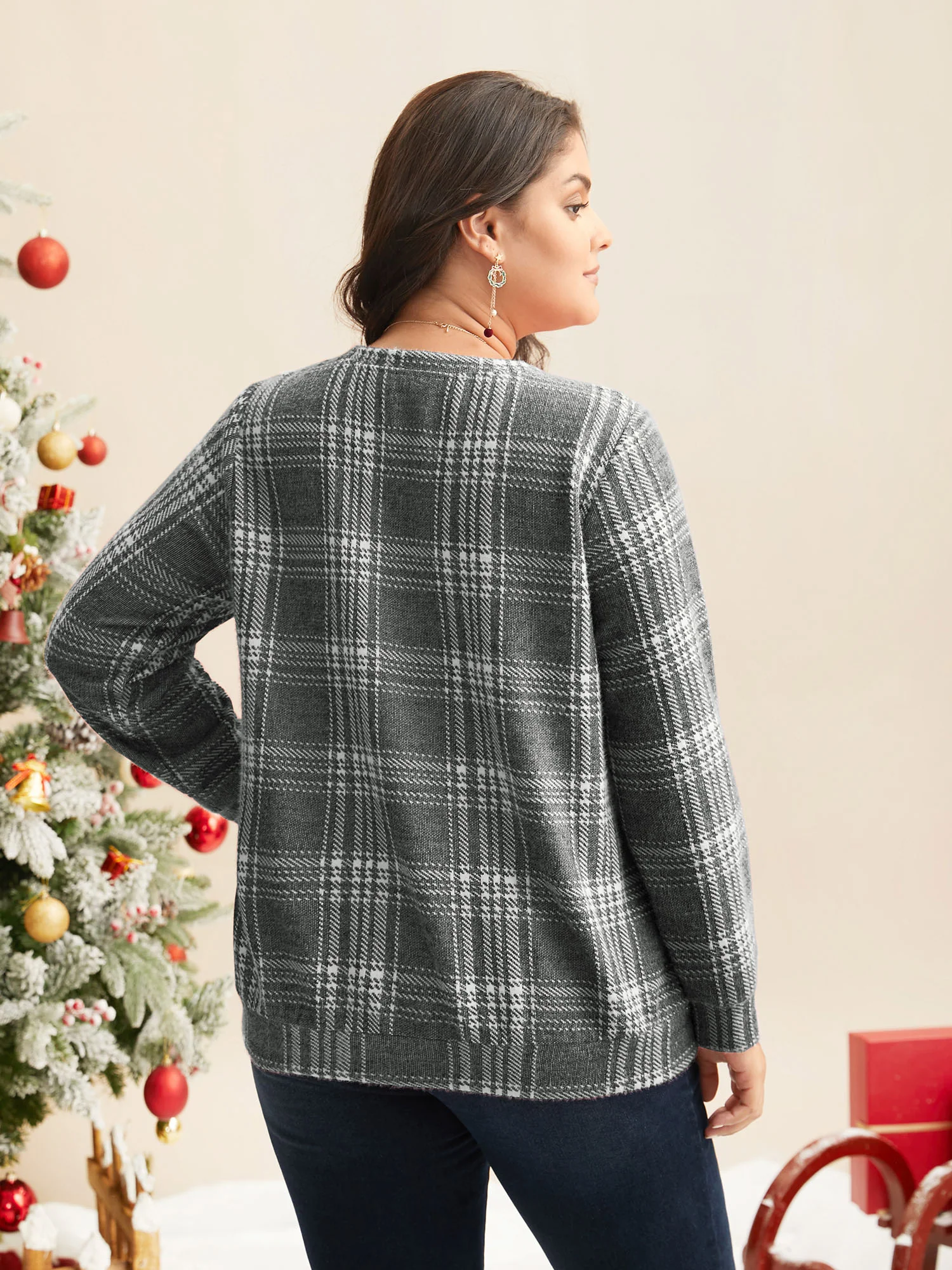 Brushed Plaid V-neck Sweatshirt - Image 5