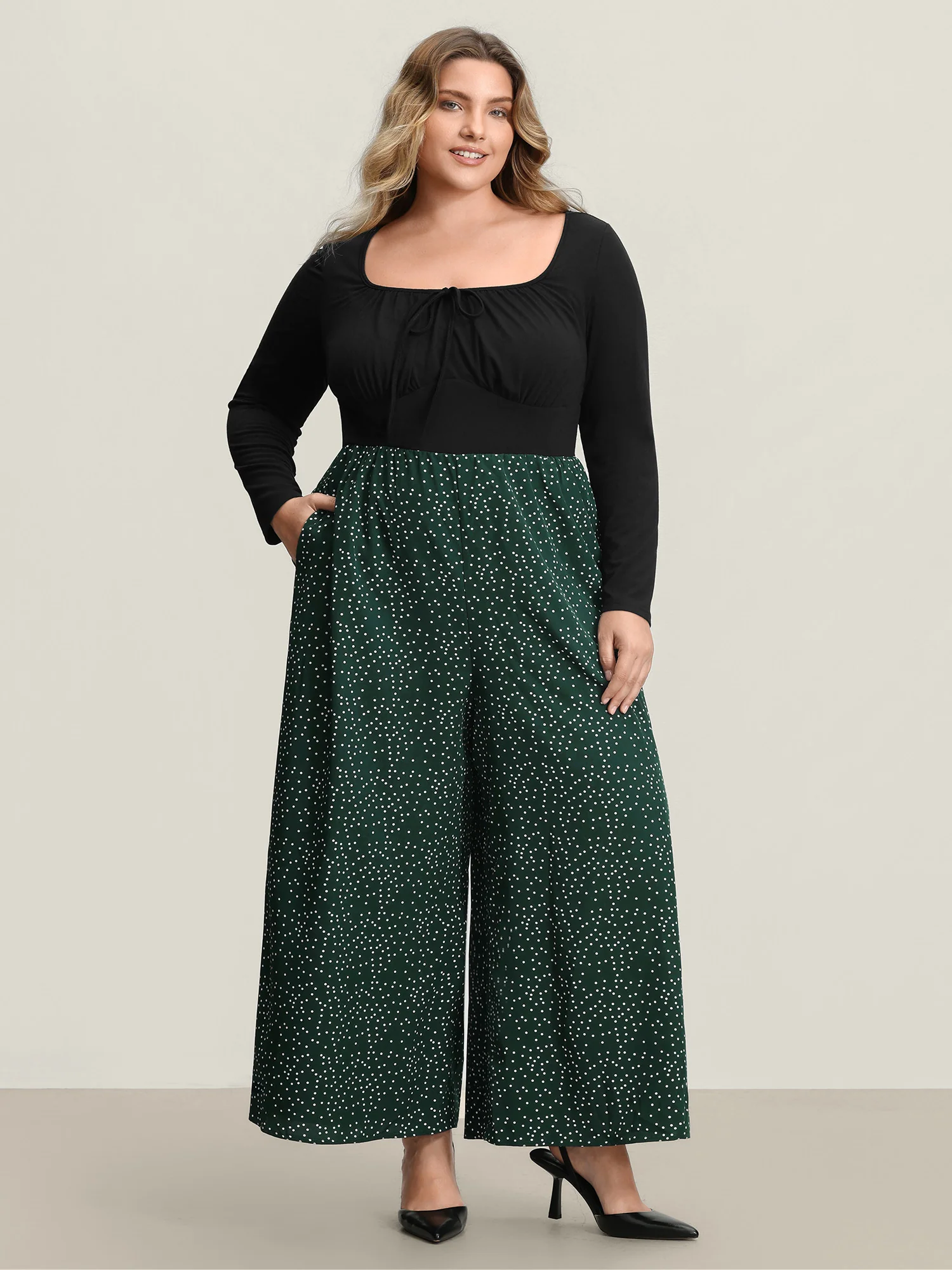 Bust-Ease Neck-Tie Floral Pockets Jumpsuit - Image 3
