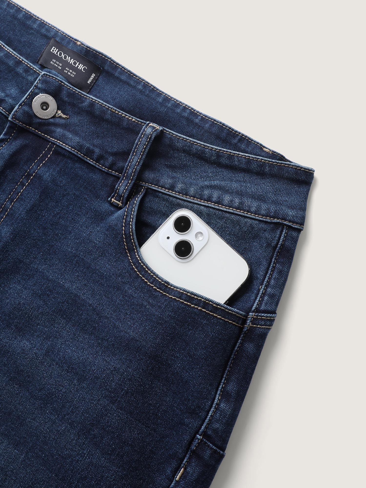 No Waist Gap Flared Cropped Jeans - Image 7