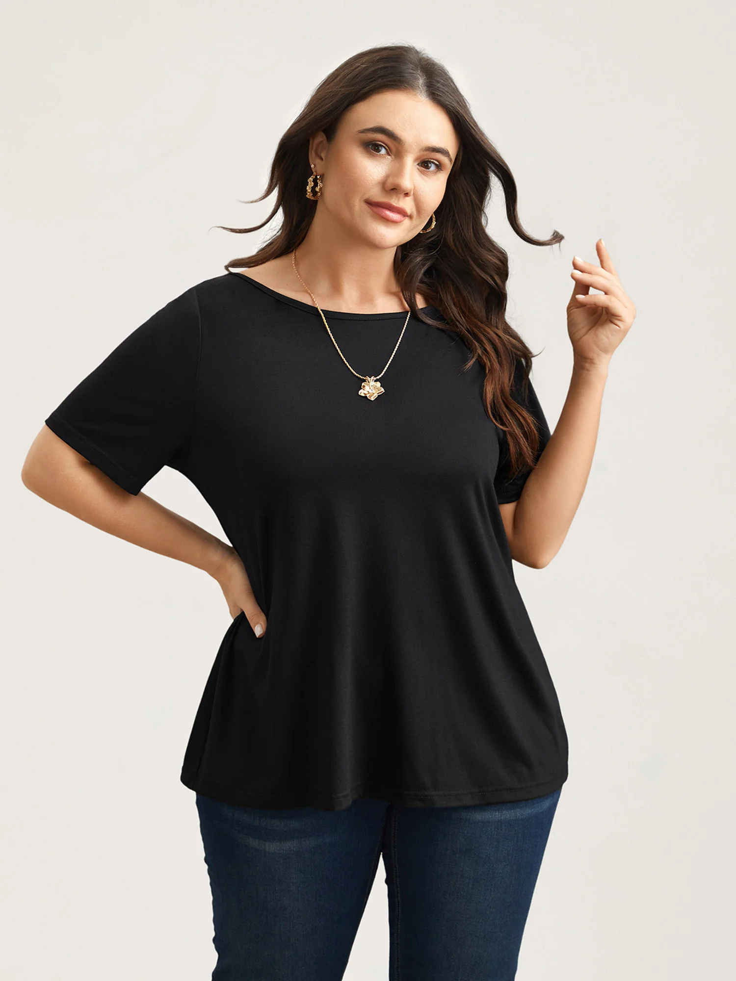 Butterfly Back Stretchy Round Neck T-Shirt - Image 3