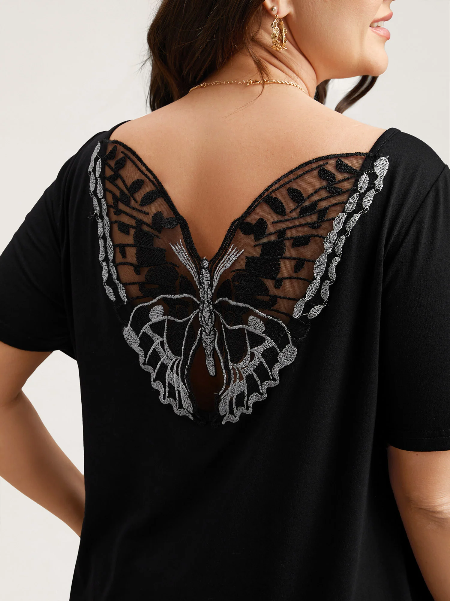Butterfly Back Stretchy Round Neck T-Shirt - Image 5