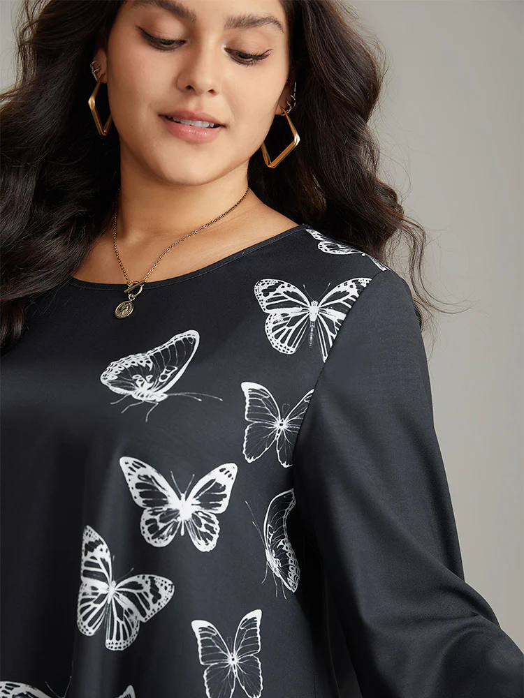 Butterfly Crew Neck Lantern Sleeve Hanky Hem Blouse - Image 3