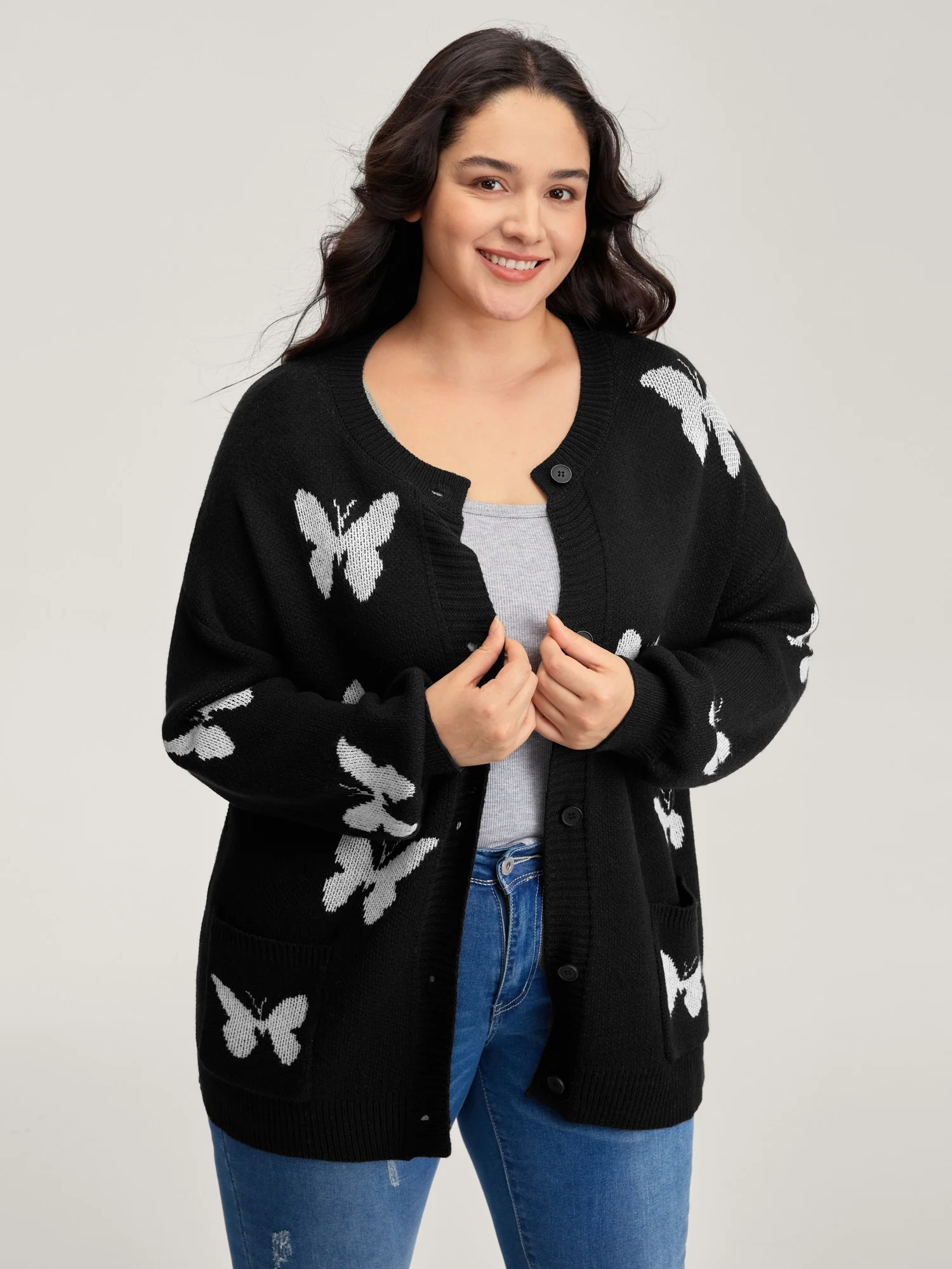Butterfly Jacquard Pattern Knit Cardigan - Image 3