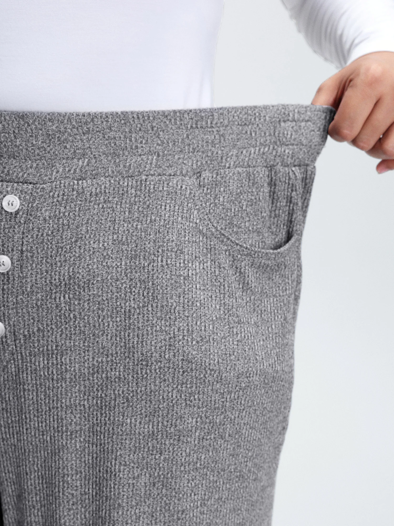 Button Detail Mixed Color Knit Lounge Bottoms - Image 3