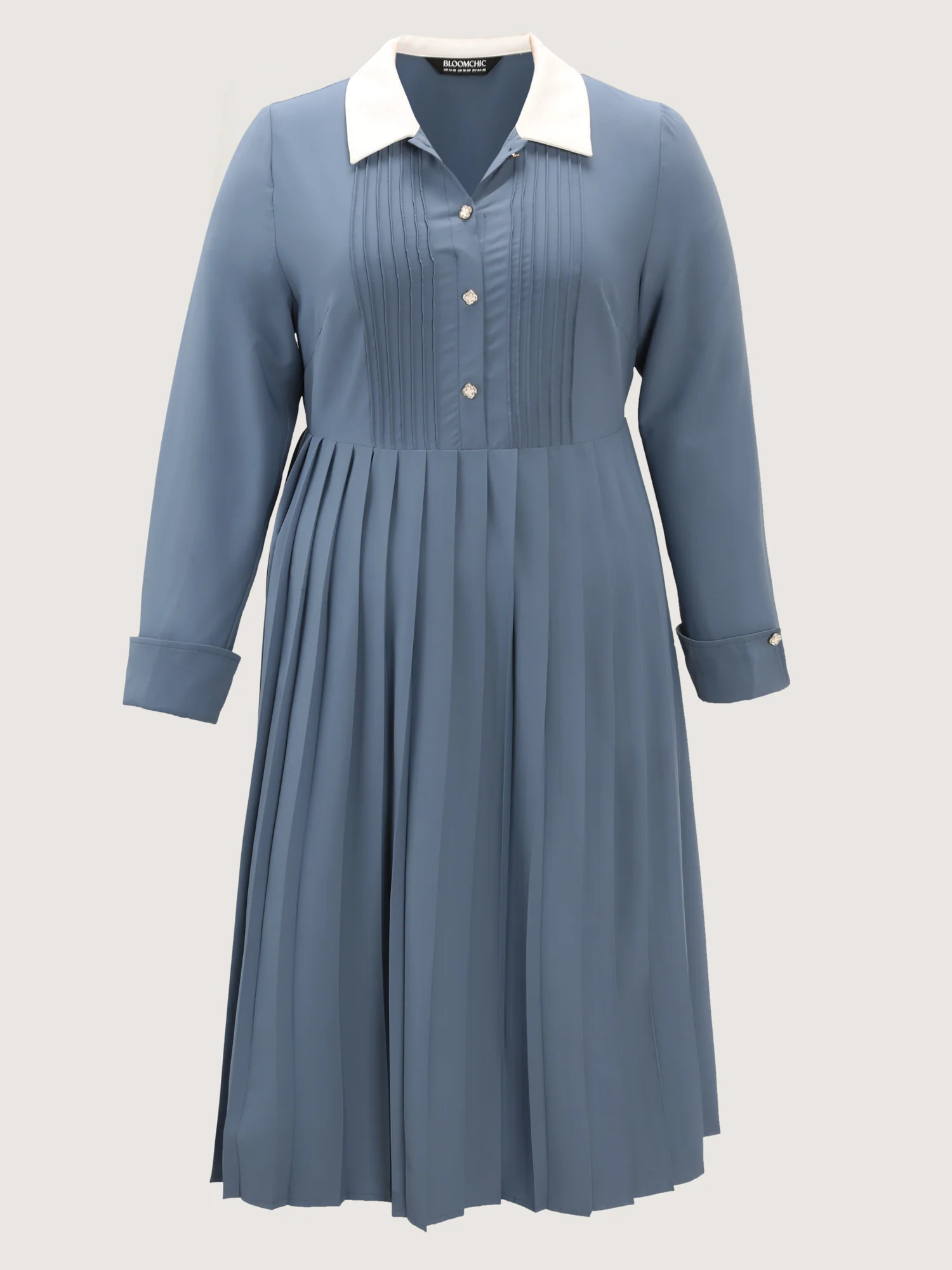 Button Detail Pleated Pockets Midi Dress - Image 5