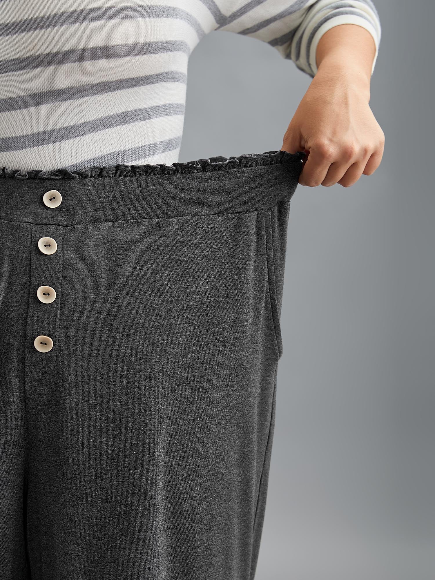 Button-Front Ruffled Waist Stretchy Pants - Image 3