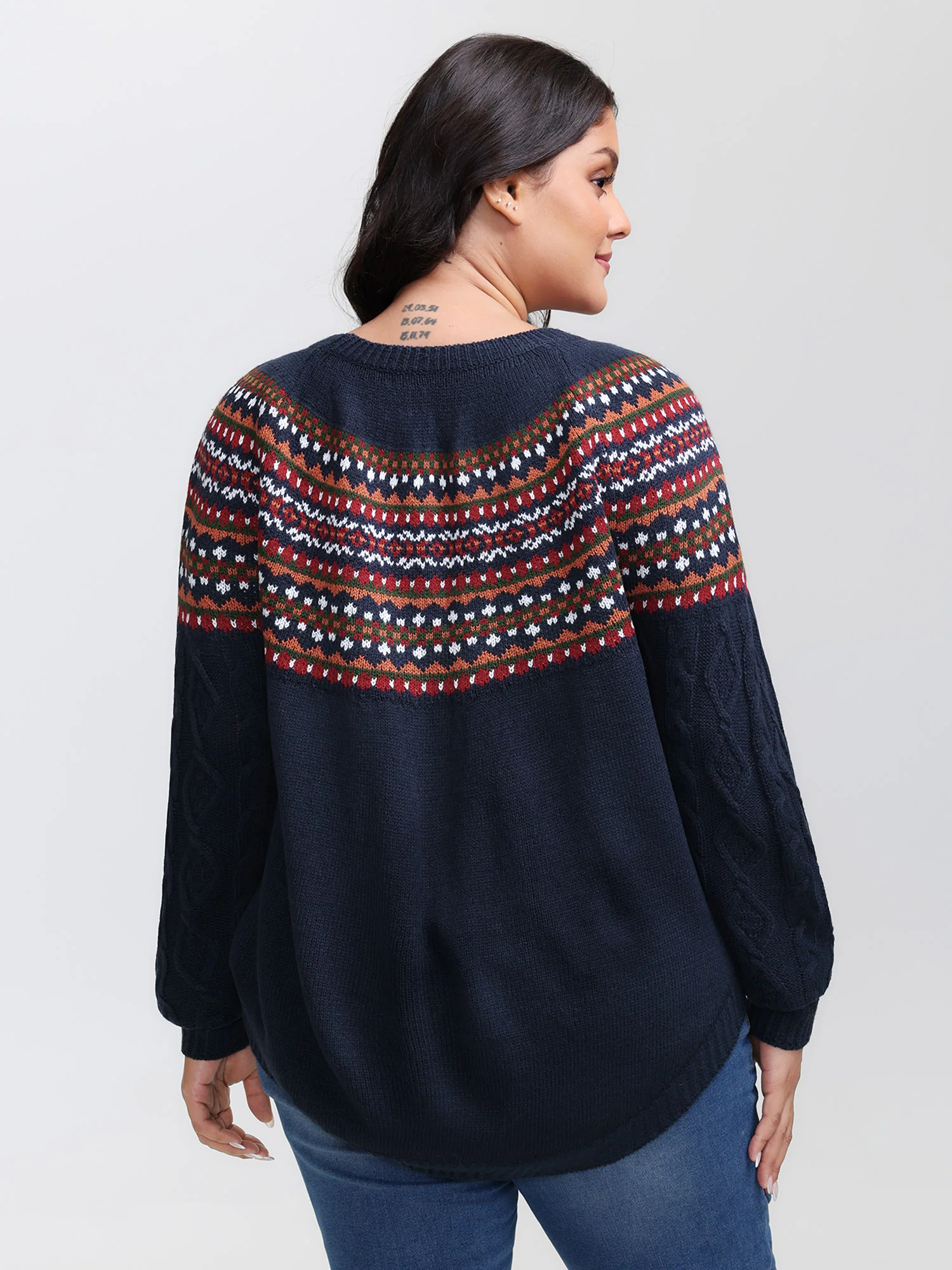 Cable Knit Boho Print Curvy Hem Pullover - Image 4