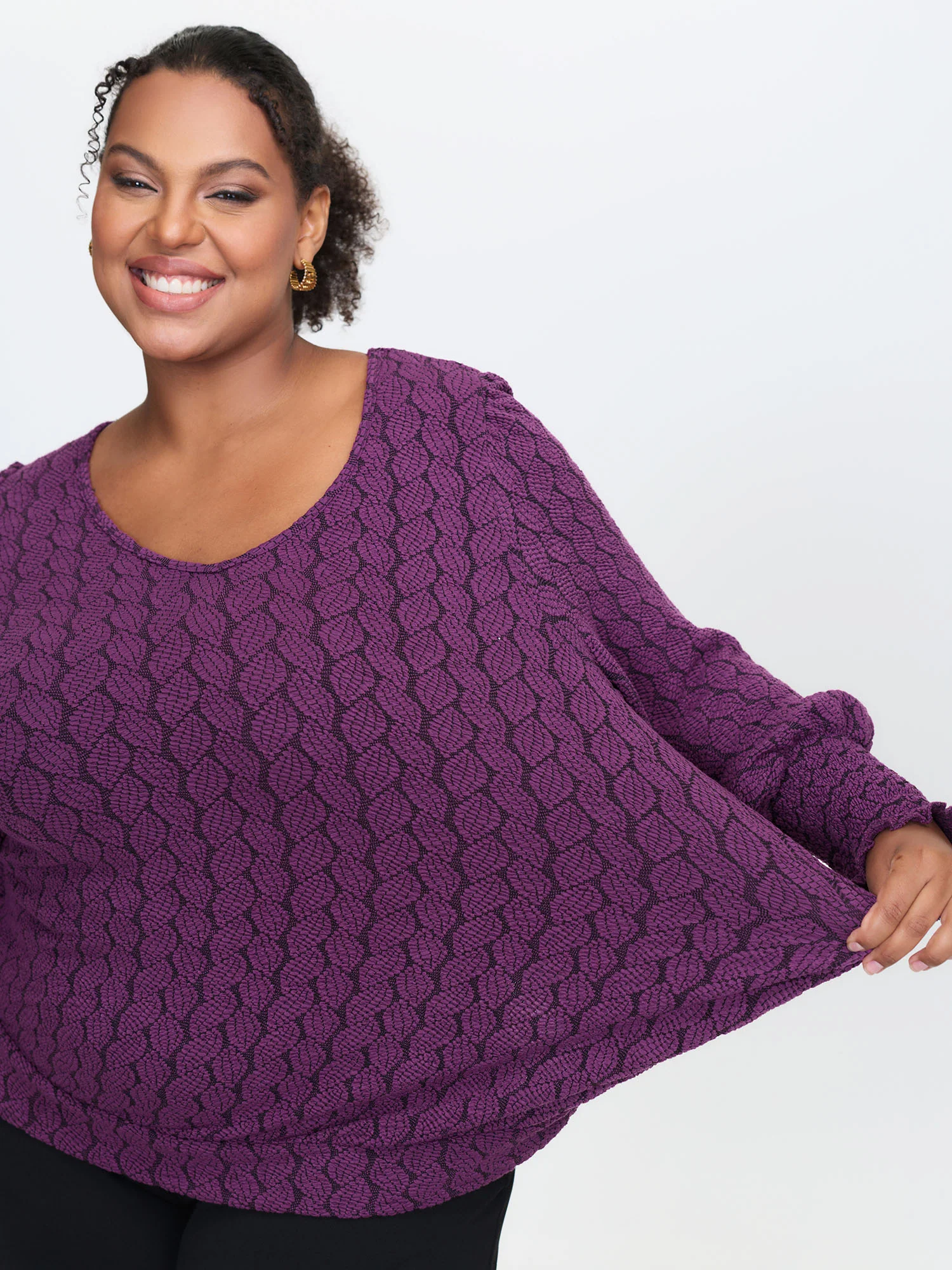 Cableknit Lantern Sleeve V-Neck Knit Top - Image 2