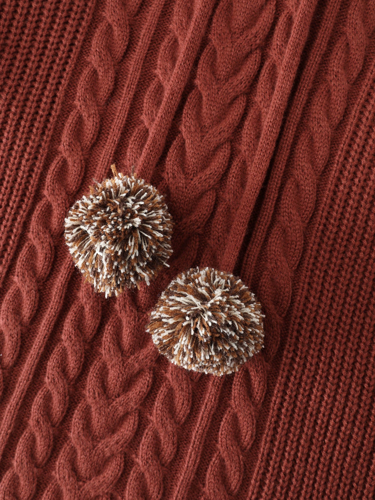 Cableknit Raglan Sleeve Hooded Pullover - Image 5