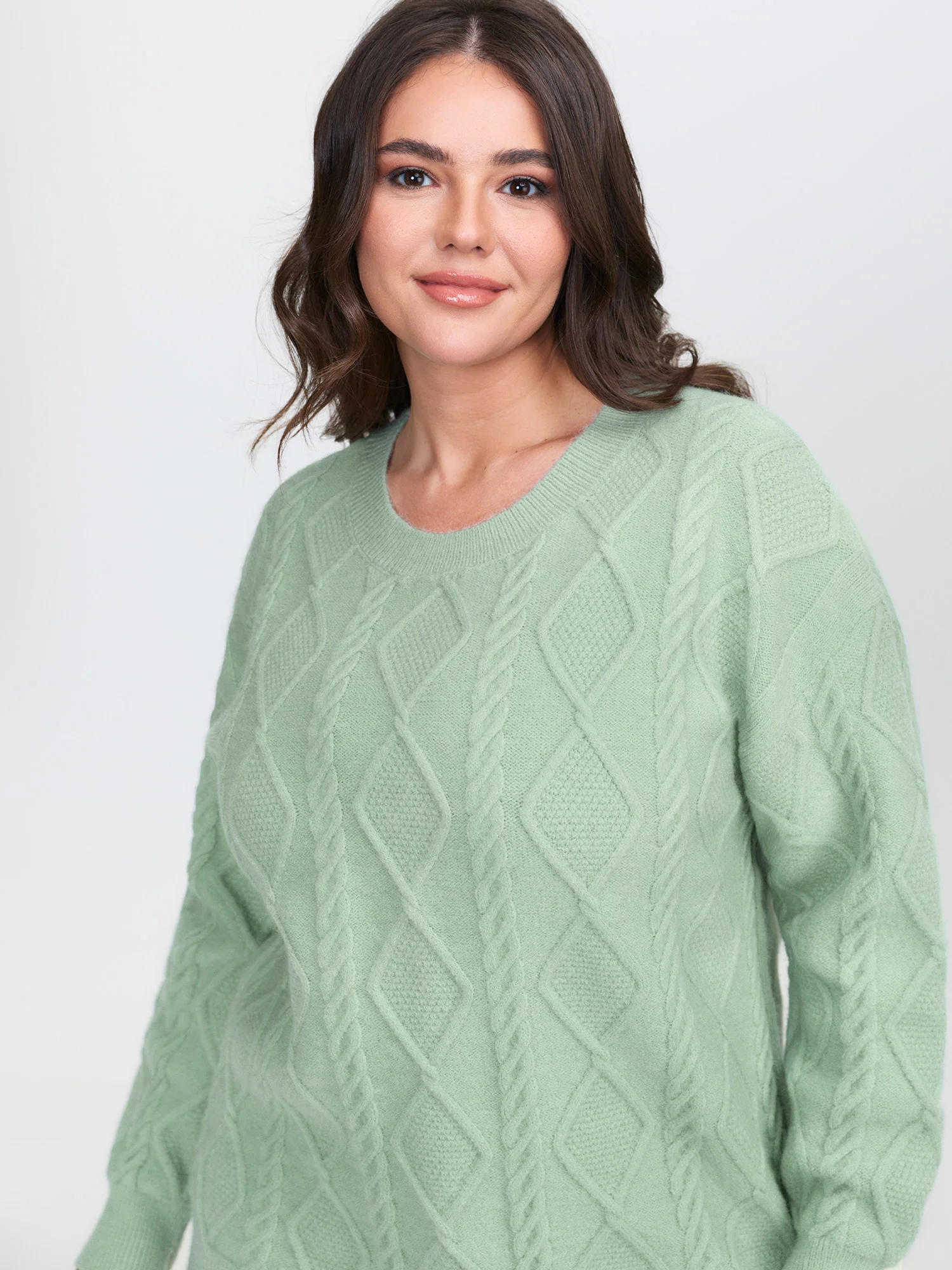 Cableknit Round Neck Ribbed Hem Pullover - Image 2