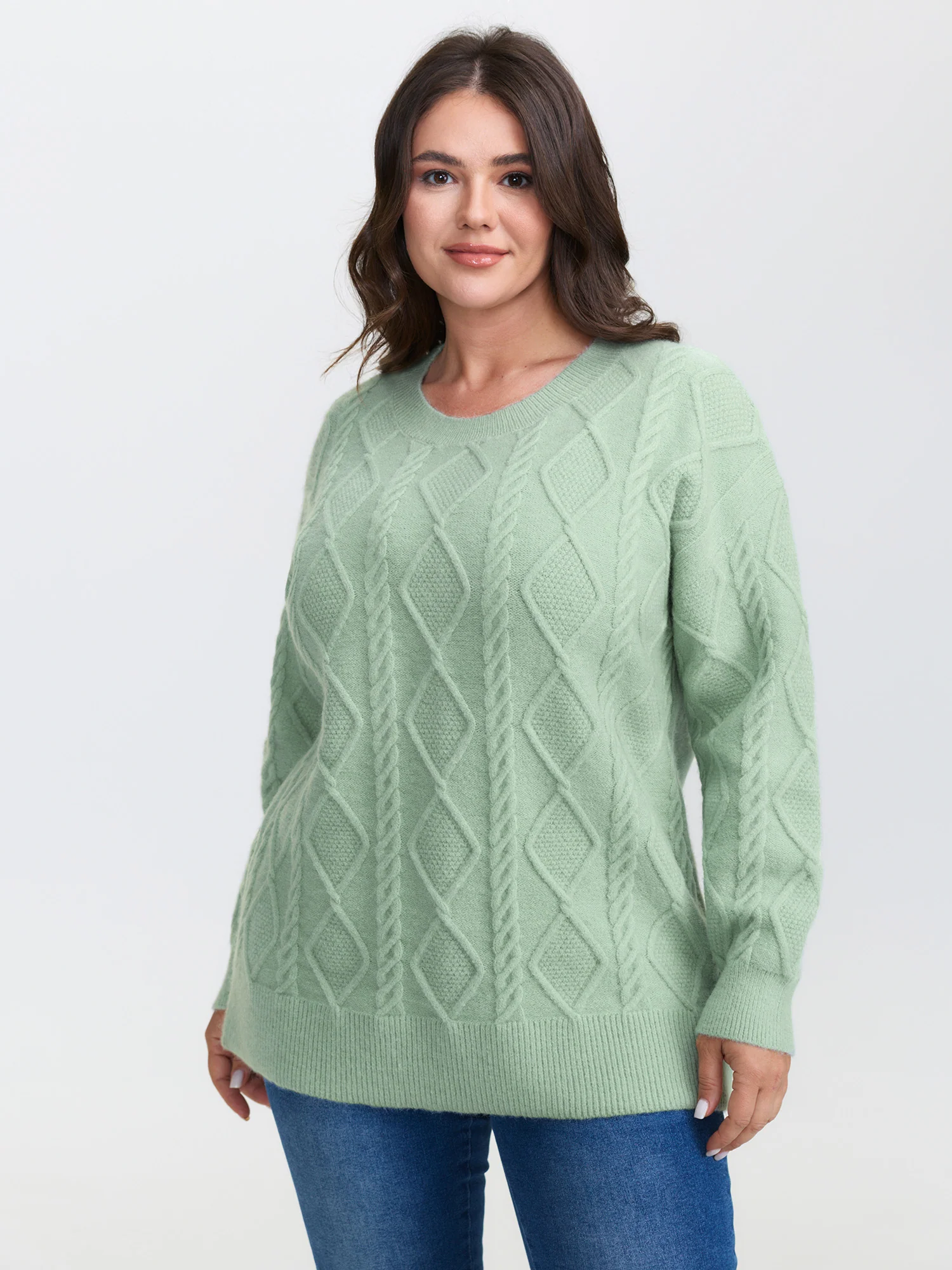 Cableknit Round Neck Ribbed Hem Pullover - Image 3