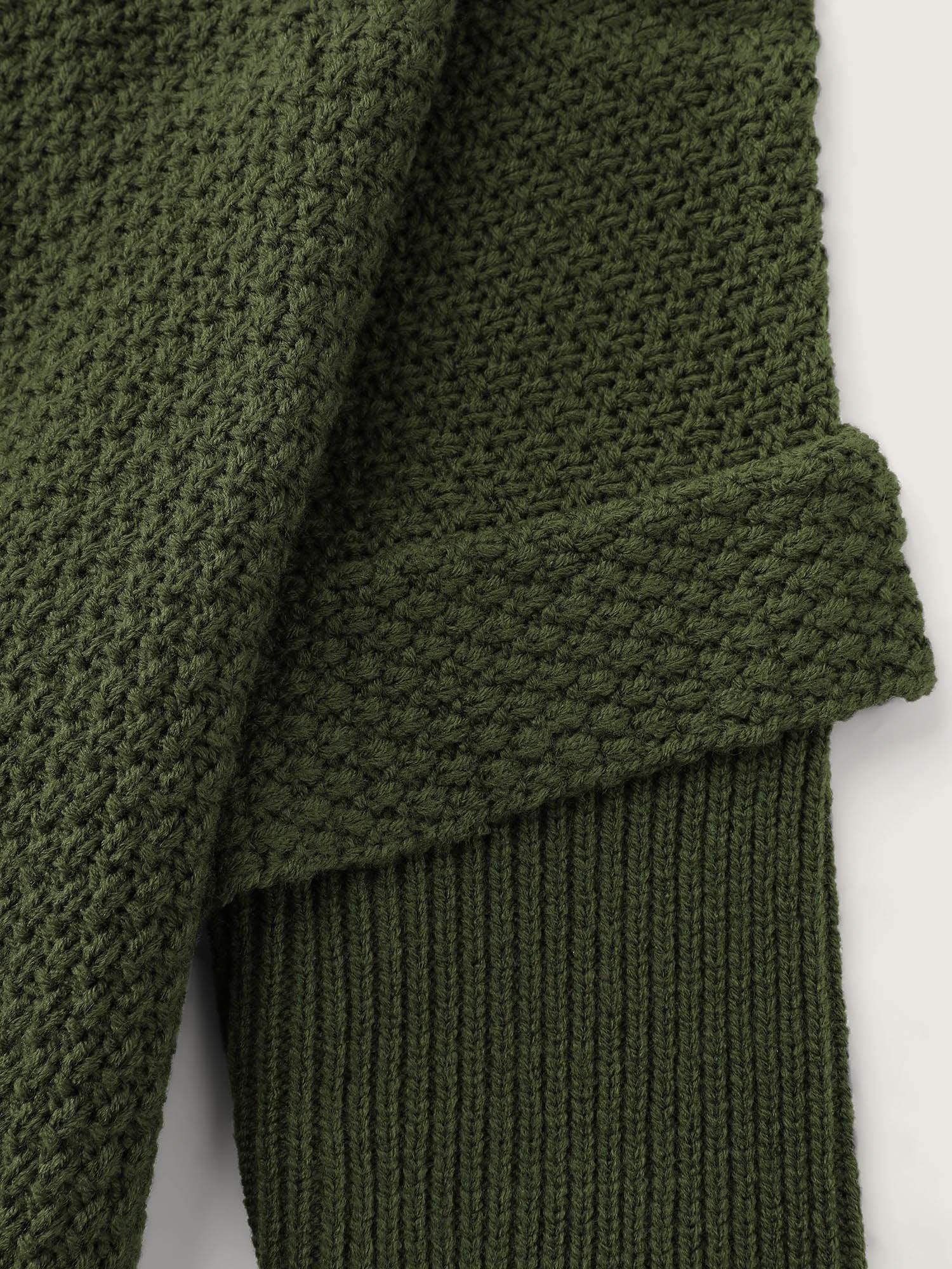 Cableknit Turtleneck Flowy Hem Pullover - Image 5
