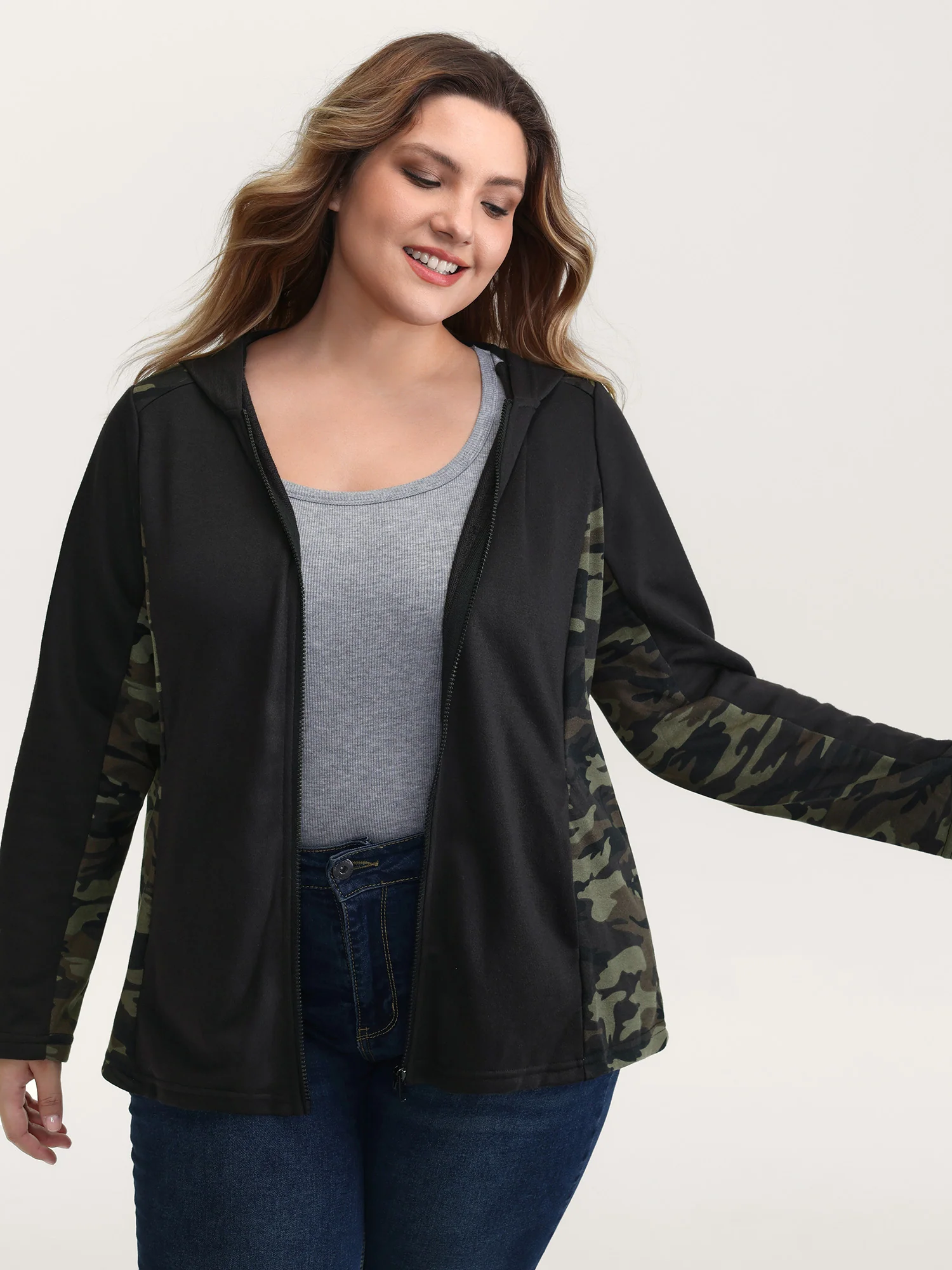 Camouflage Print Contrast Zipper Jacket - Image 2