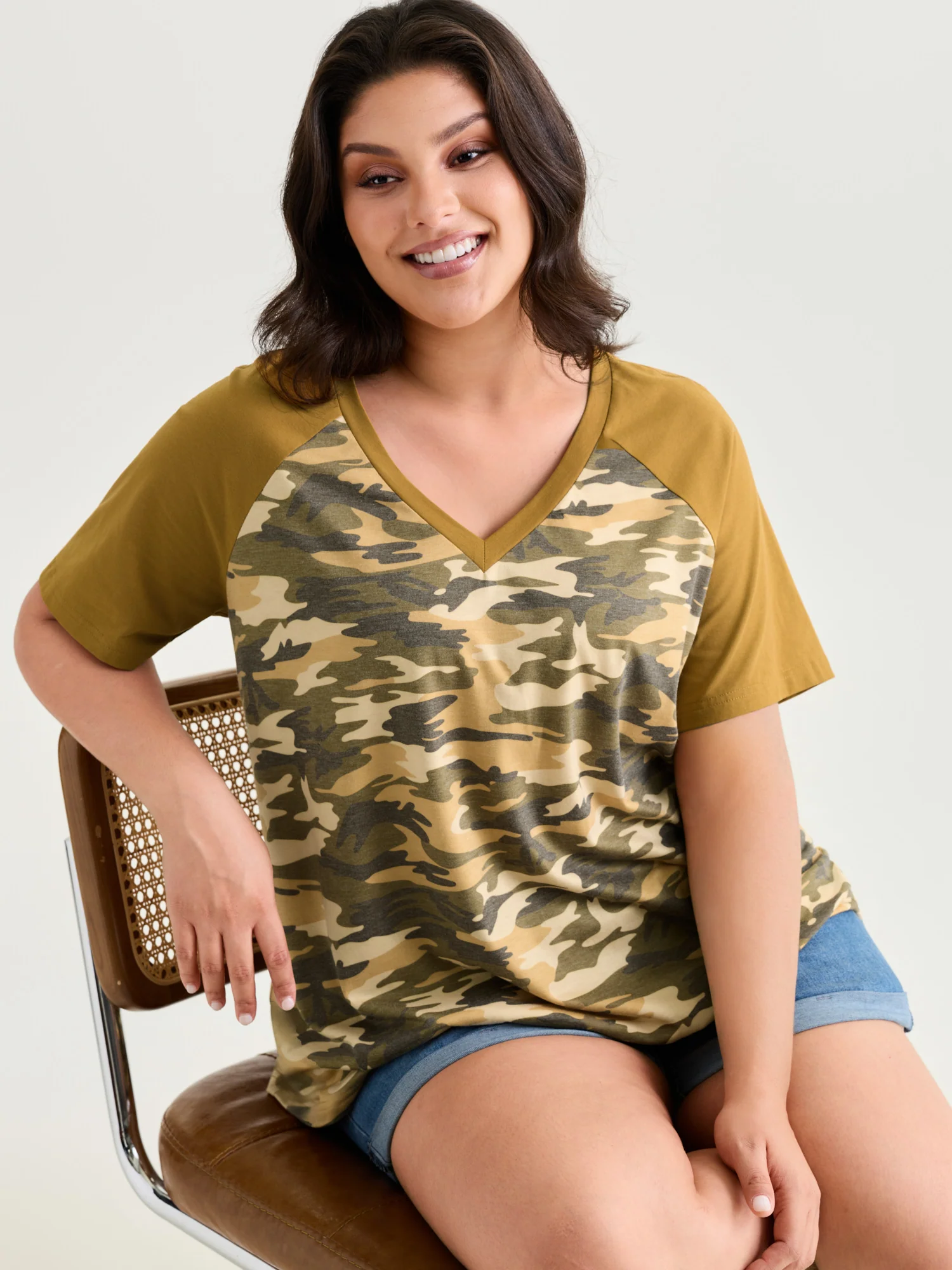 Camouflage Print Raglan Sleeve T-Shirt - Image 17