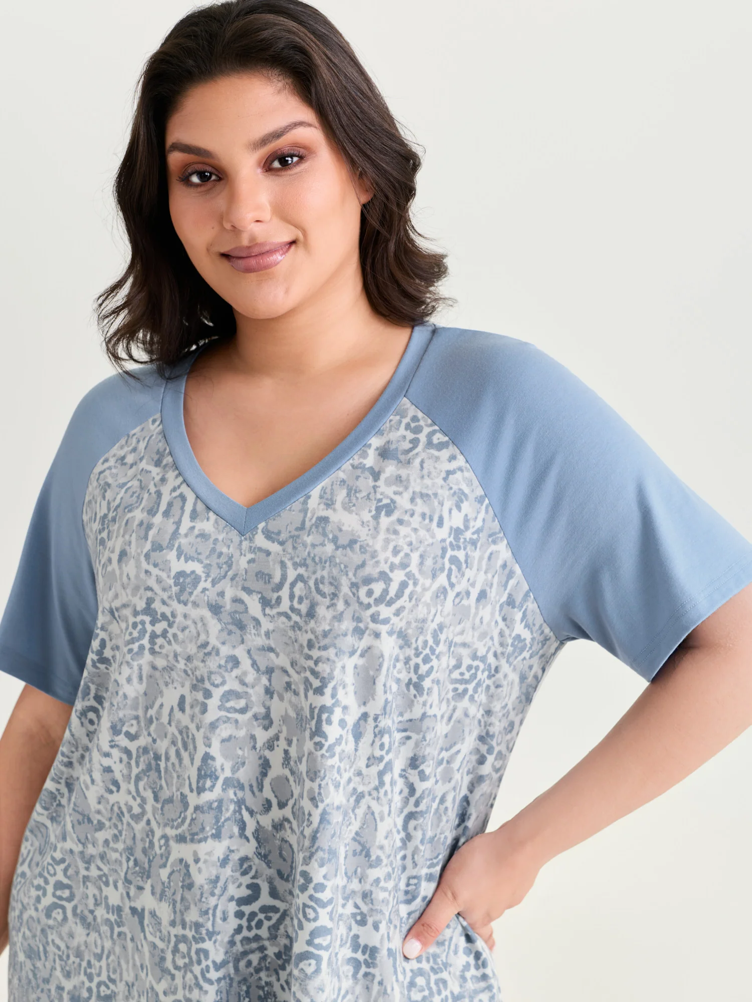 Camouflage Print Raglan Sleeve T-Shirt - Image 9