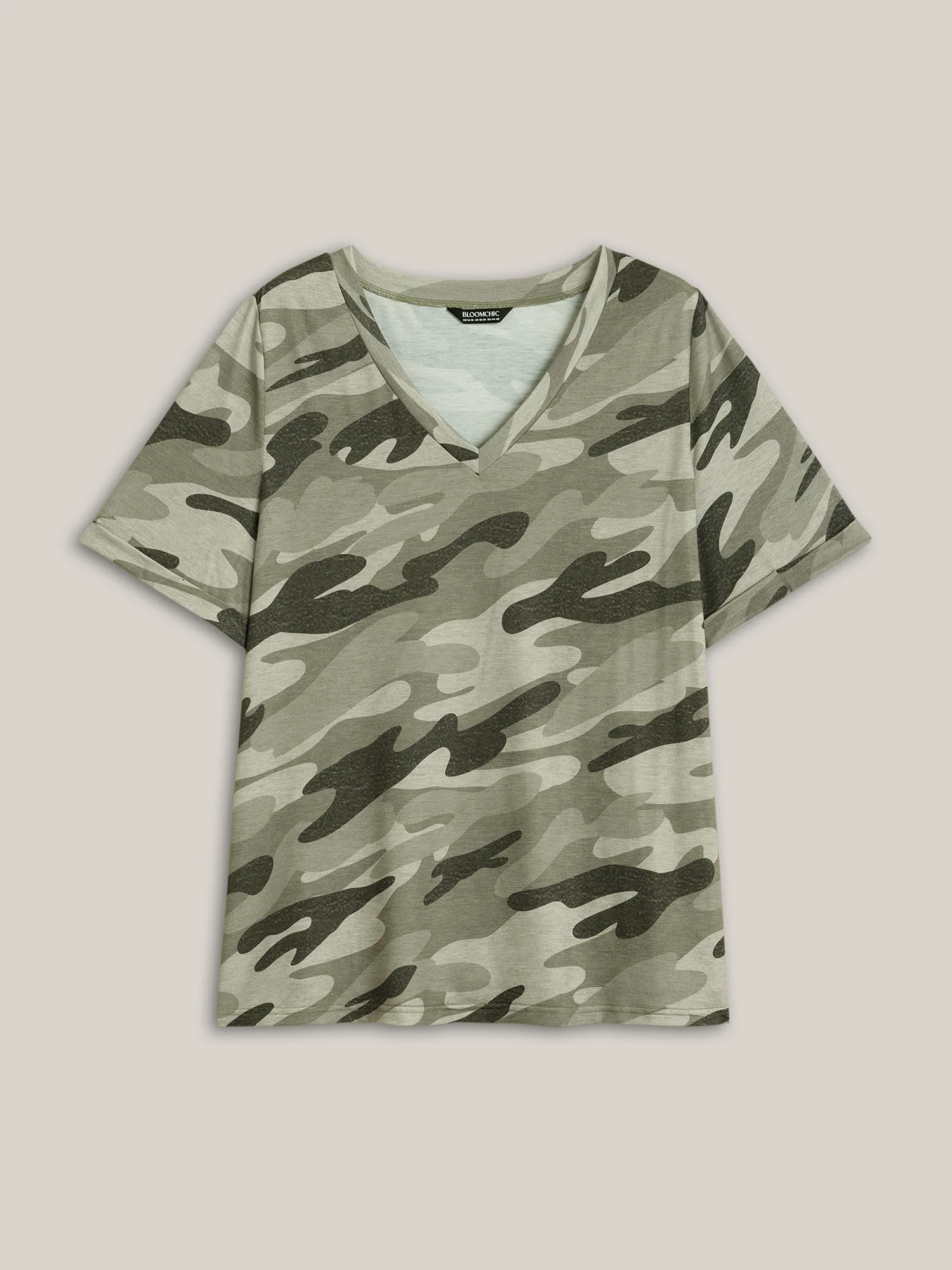 Camouflage Print V-Neck Curvy T-Shirt - Image 9